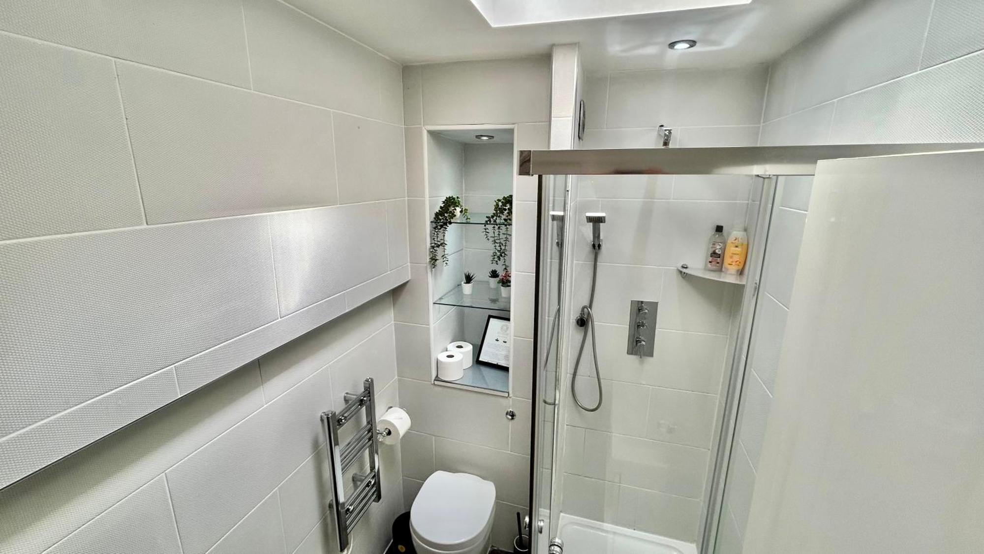 Detached House With Free Parking In Little Venice Near Paddington Hyde Park Appartement *