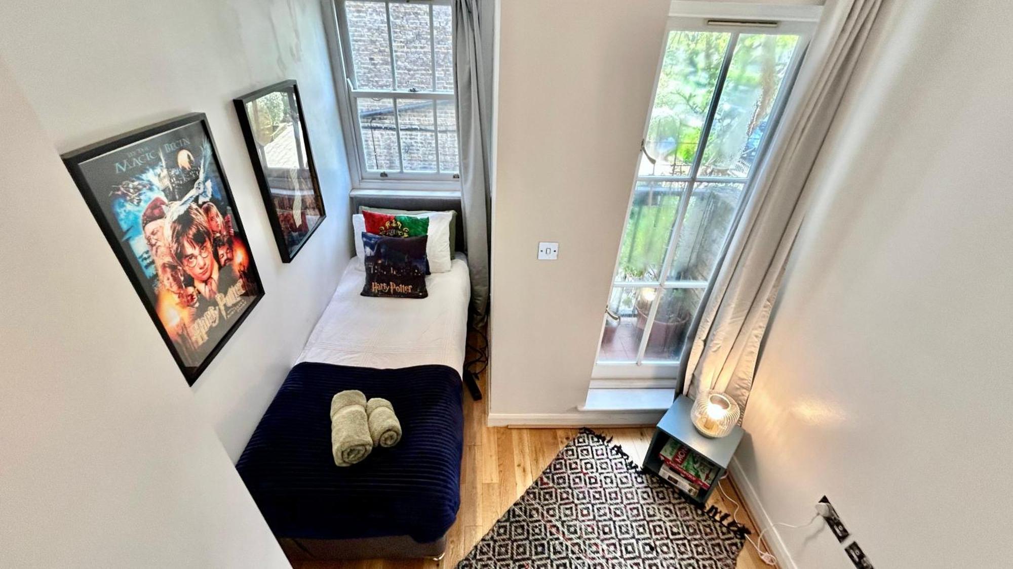 Detached House With Free Parking In Little Venice Near Paddington Hyde Park *