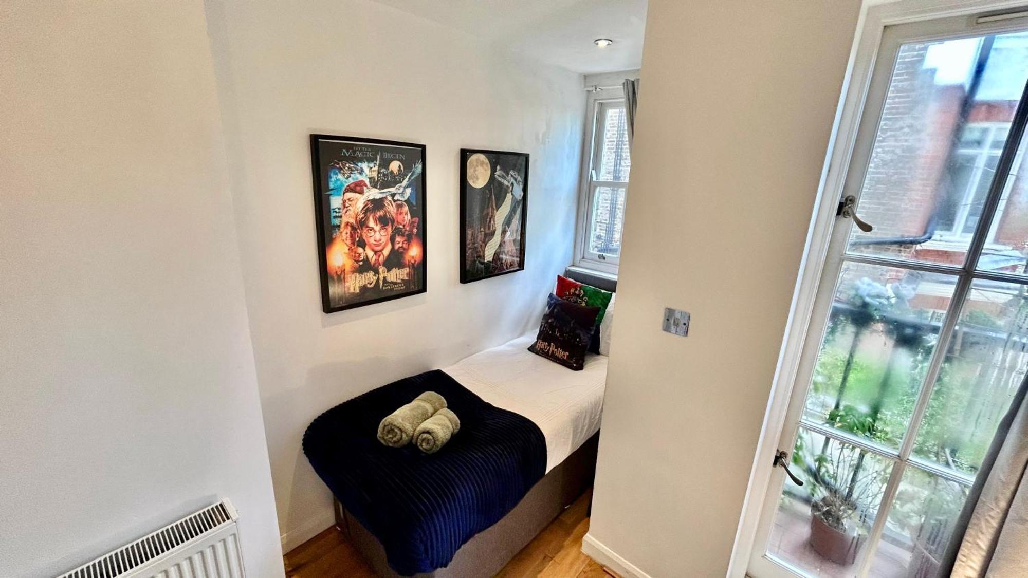 Detached House With Free Parking In Little Venice Near Paddington Hyde Park