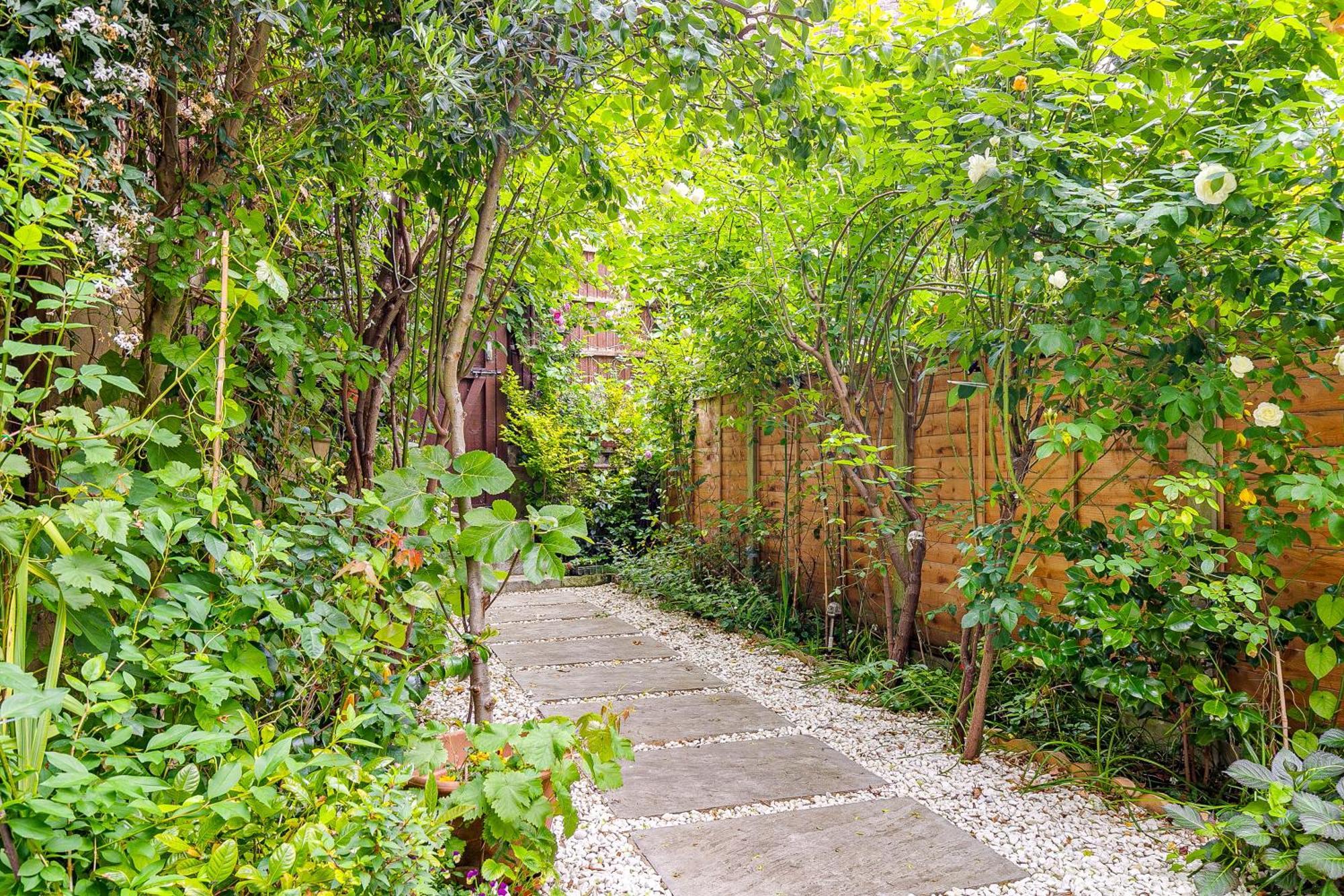 Apartment Stunning In Heart Of Ldn With Garden *