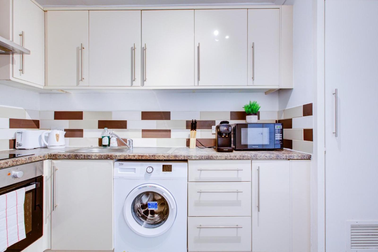 Central 4-Bedroom Gem Stylish & Walk-Able To Everything
