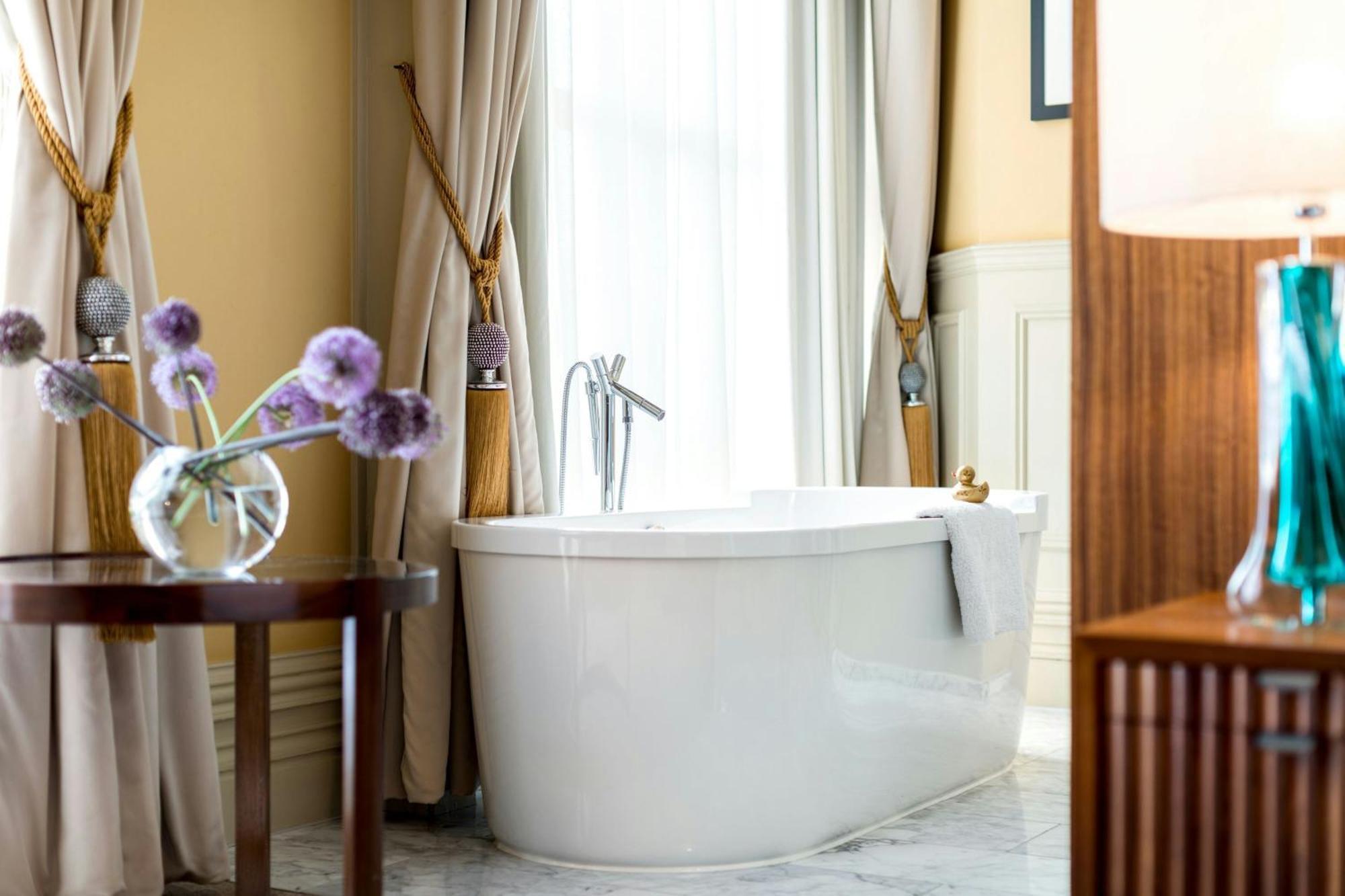 St Pancras London, Autograph Collection Hotel 5*