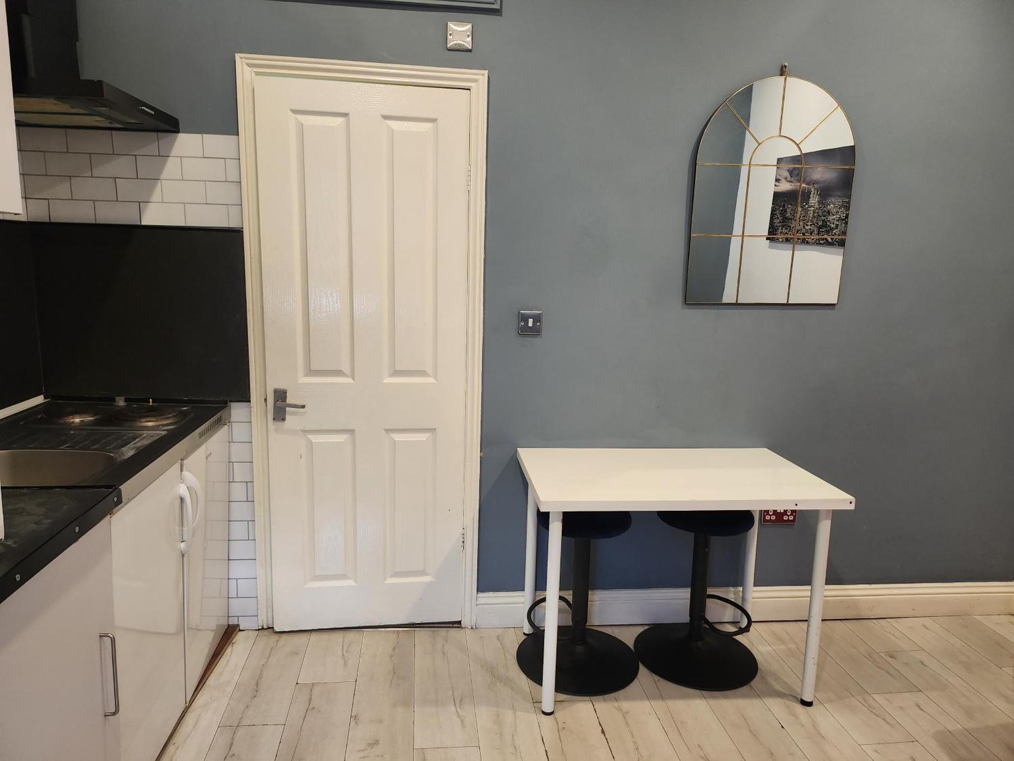 Dodi Aparts London, Near Stratford Close To Tube Station London