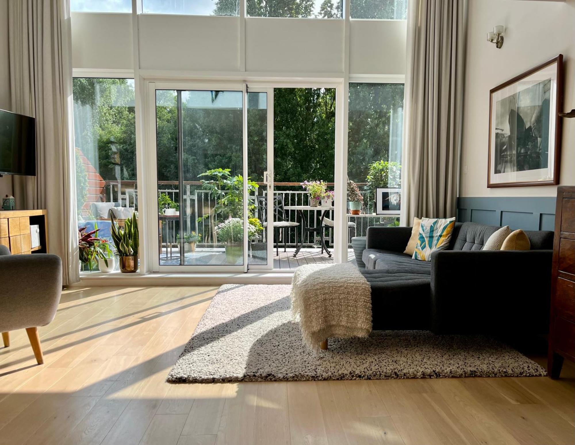 Luxury Canal-front 2 Bedroom Loft Londres