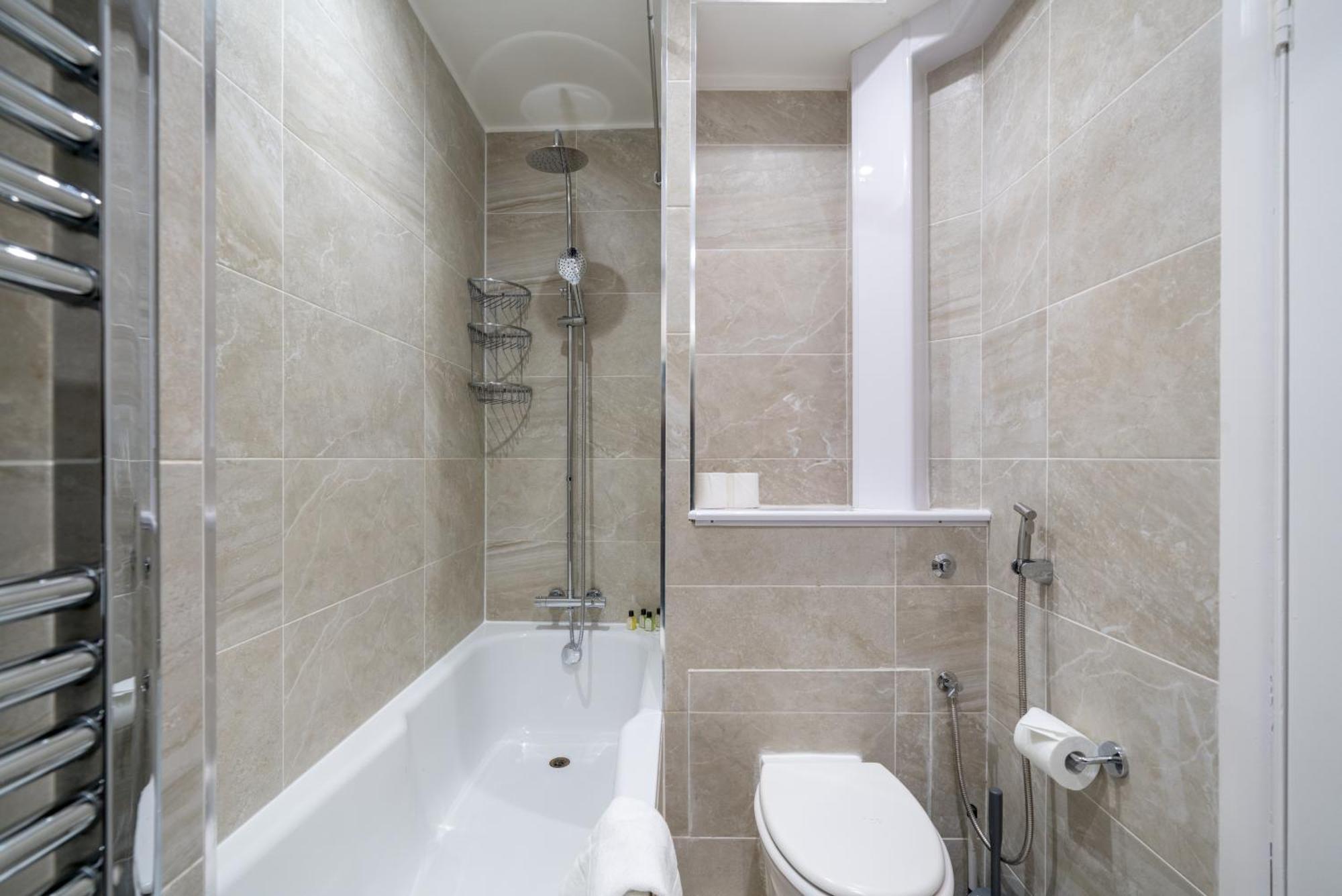 Apartamento Joivy 2-bed Flat Near Notting Hill Londres