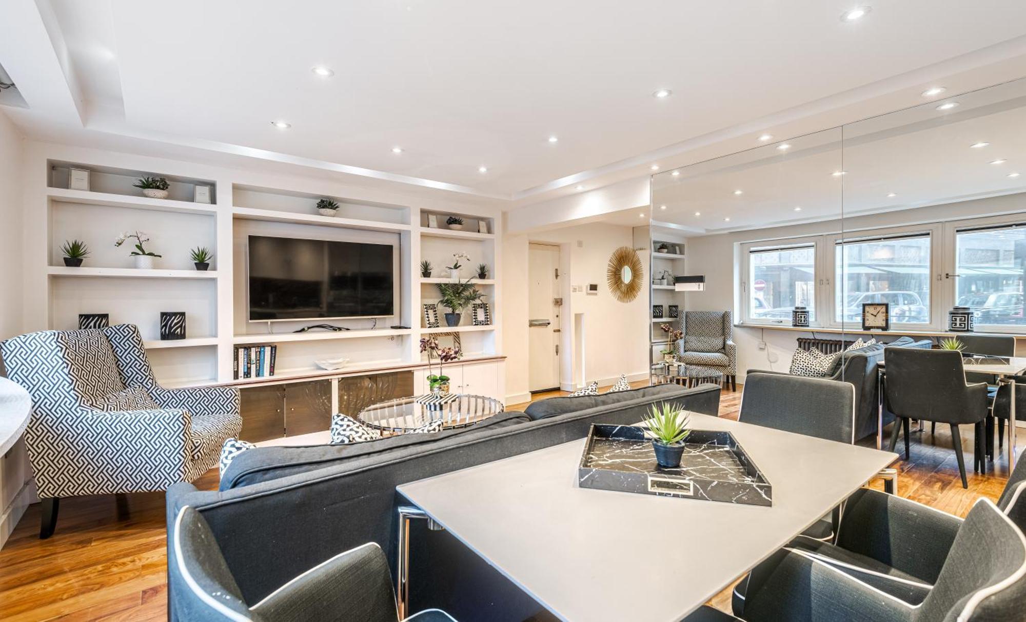 Modern Knightsbridge Ground Floor Apartment With Ac Steps Away From Harrods Apartamento Londres