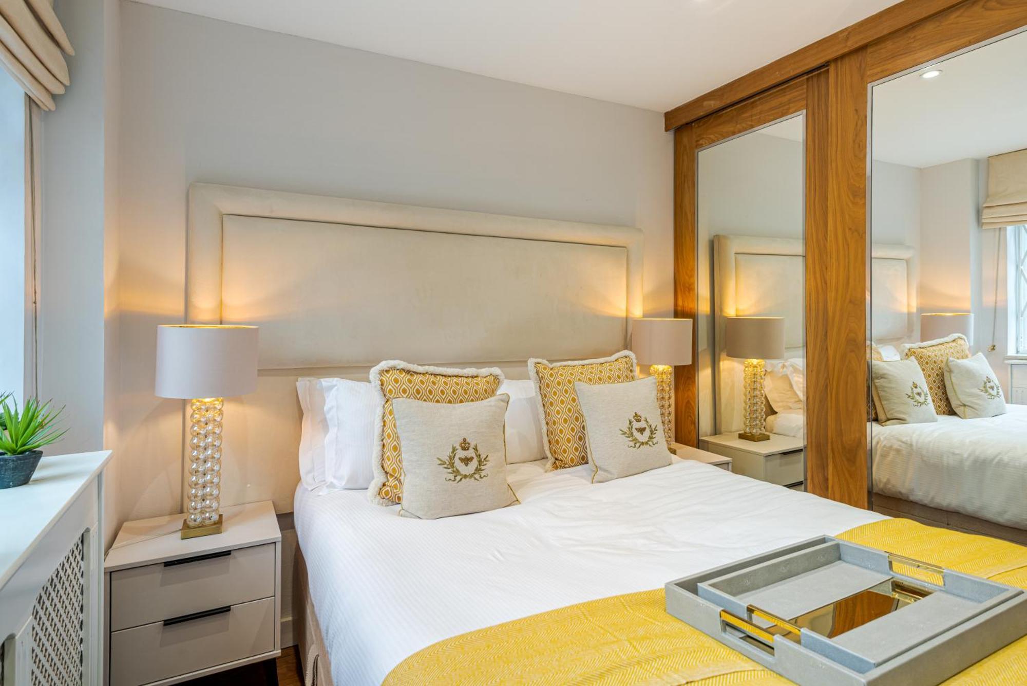 Modern Knightsbridge Ground Floor Apartment With Ac Steps Away From Harrods Apartamento Londres