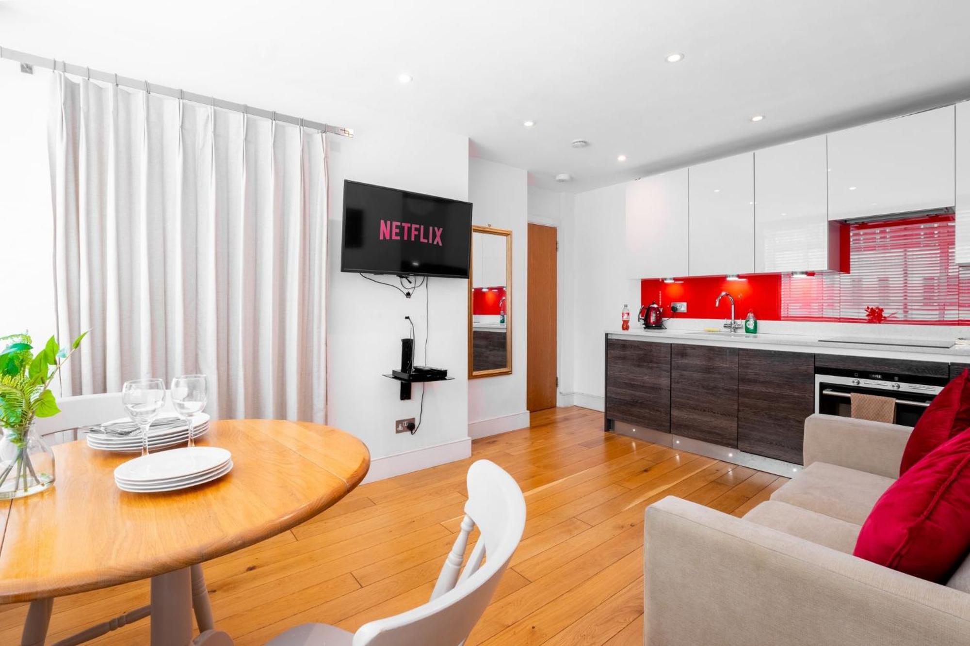 1 Bed Flat In Nell Gwynn House, Sleeps 4, Steps From Harrods & Hyde Park, 24 Hour Reception Apartamento