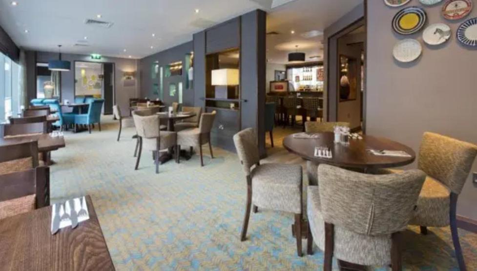 Hotel Ensuite In Farringdon Road, *