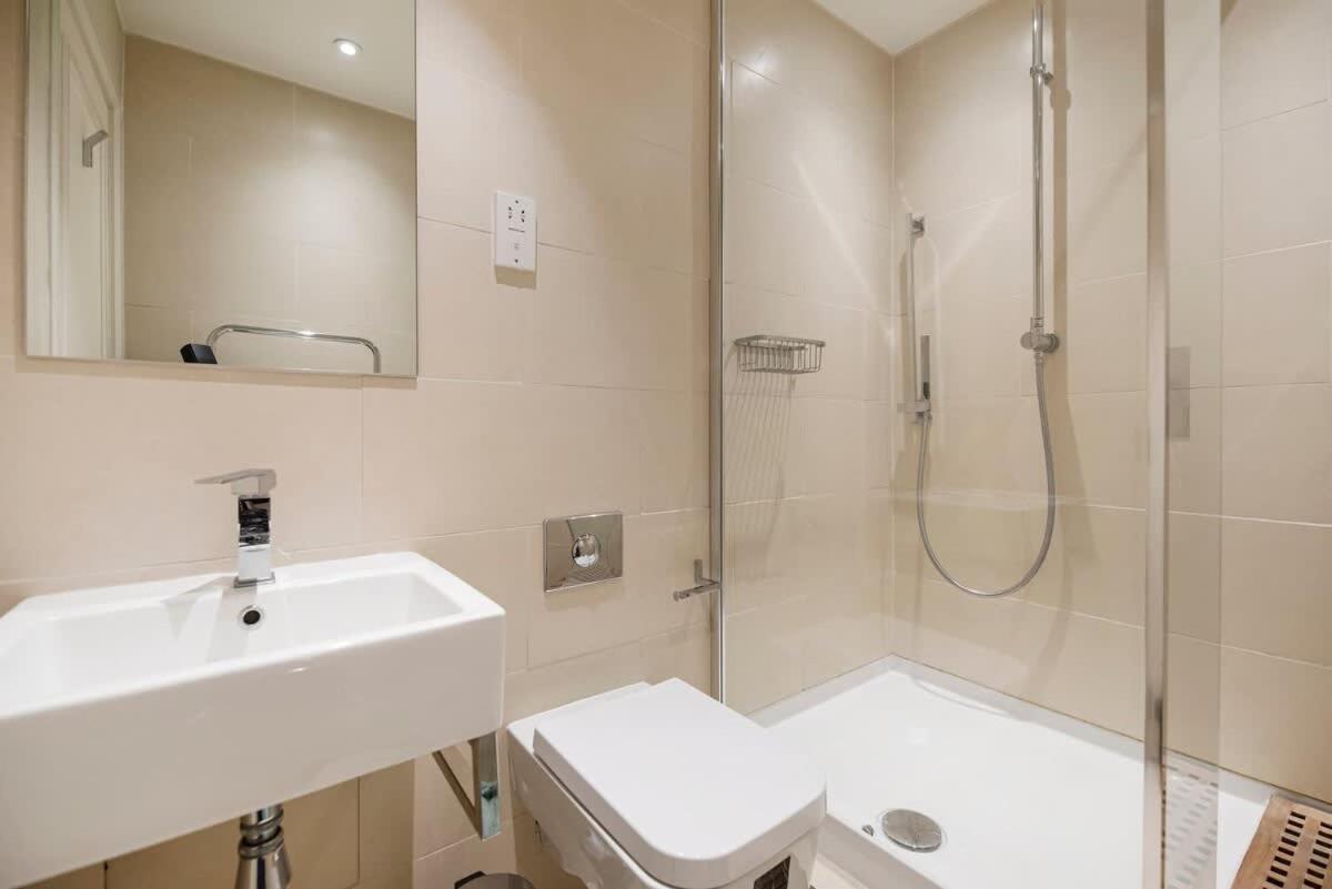 Appartement 2 Bed Maissonette Londen