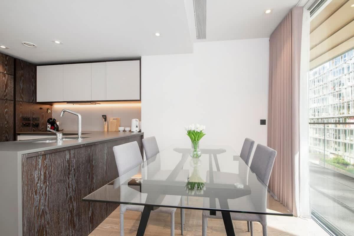 Modern 2 Bed Battersea Power Station * Londres