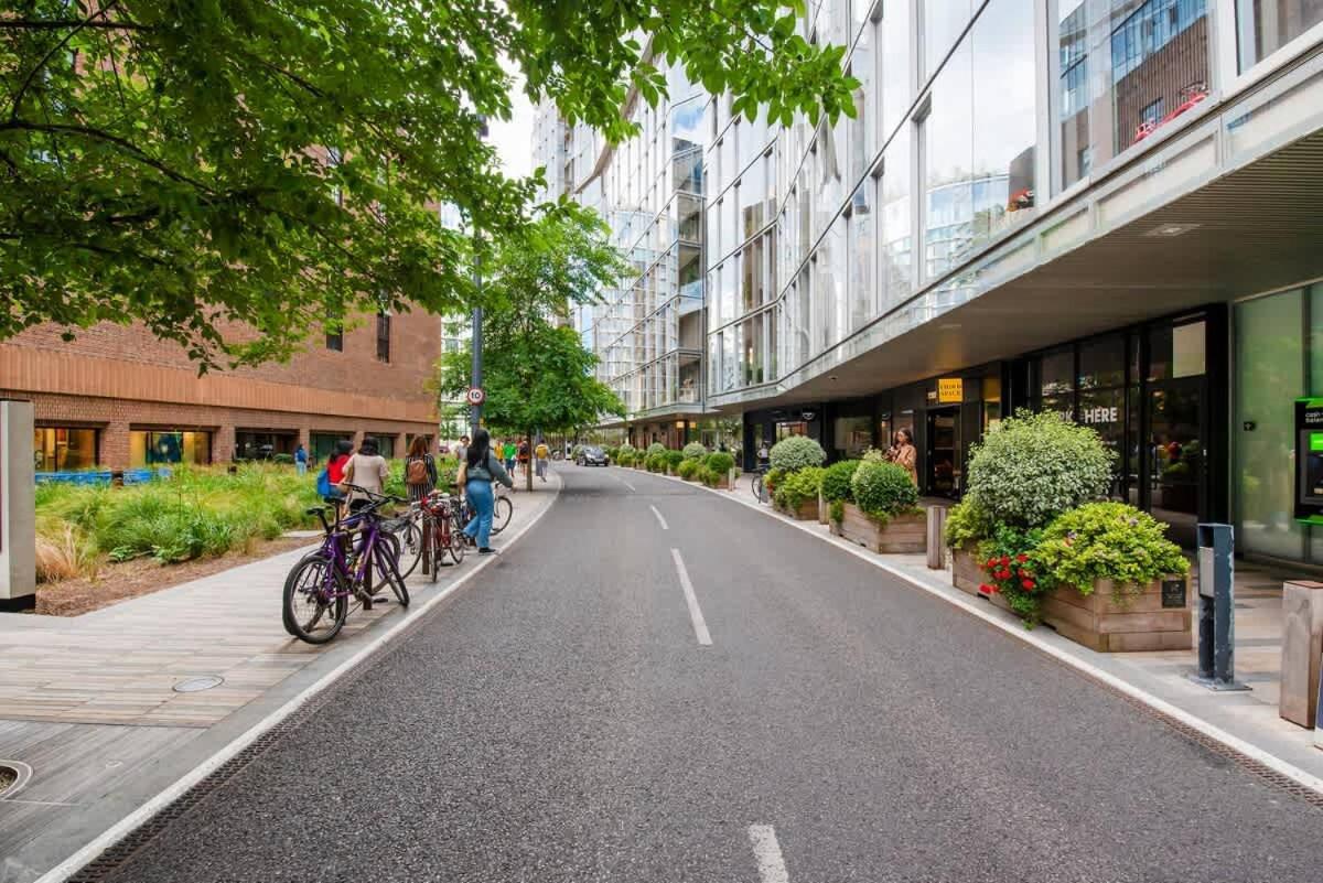 Modern 2 Bed Battersea Power Station Apartamento