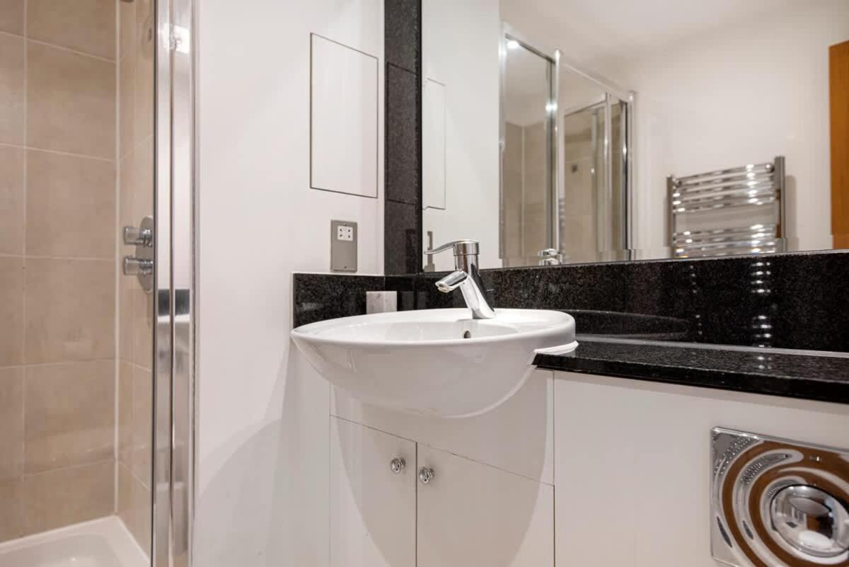 2 Bed With Large Terrace Apartamento