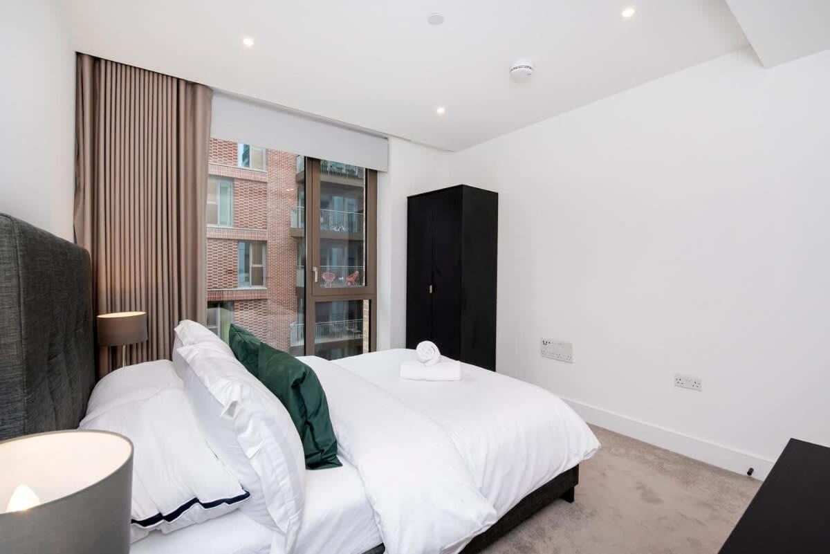 Apartment Lux And Large 2 Bed Battersea Power Station London
