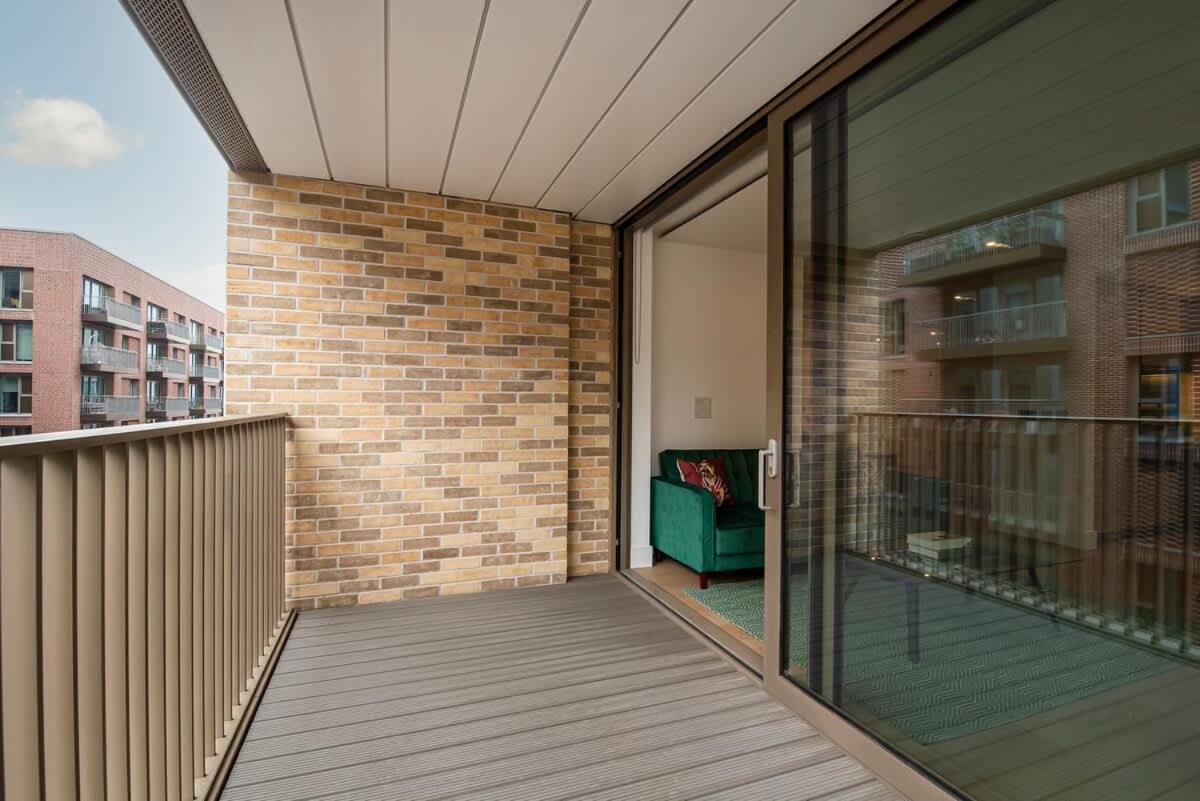 Lux And Large 2 Bed Battersea Power Station * London