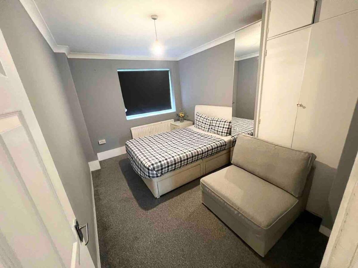 Just 10mins Walk From The Shard!!! Londres
