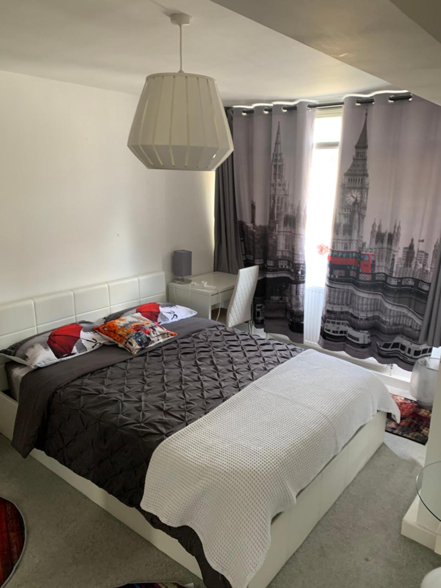 New- Prime Location-spacious Cozy Next To Hyde Park