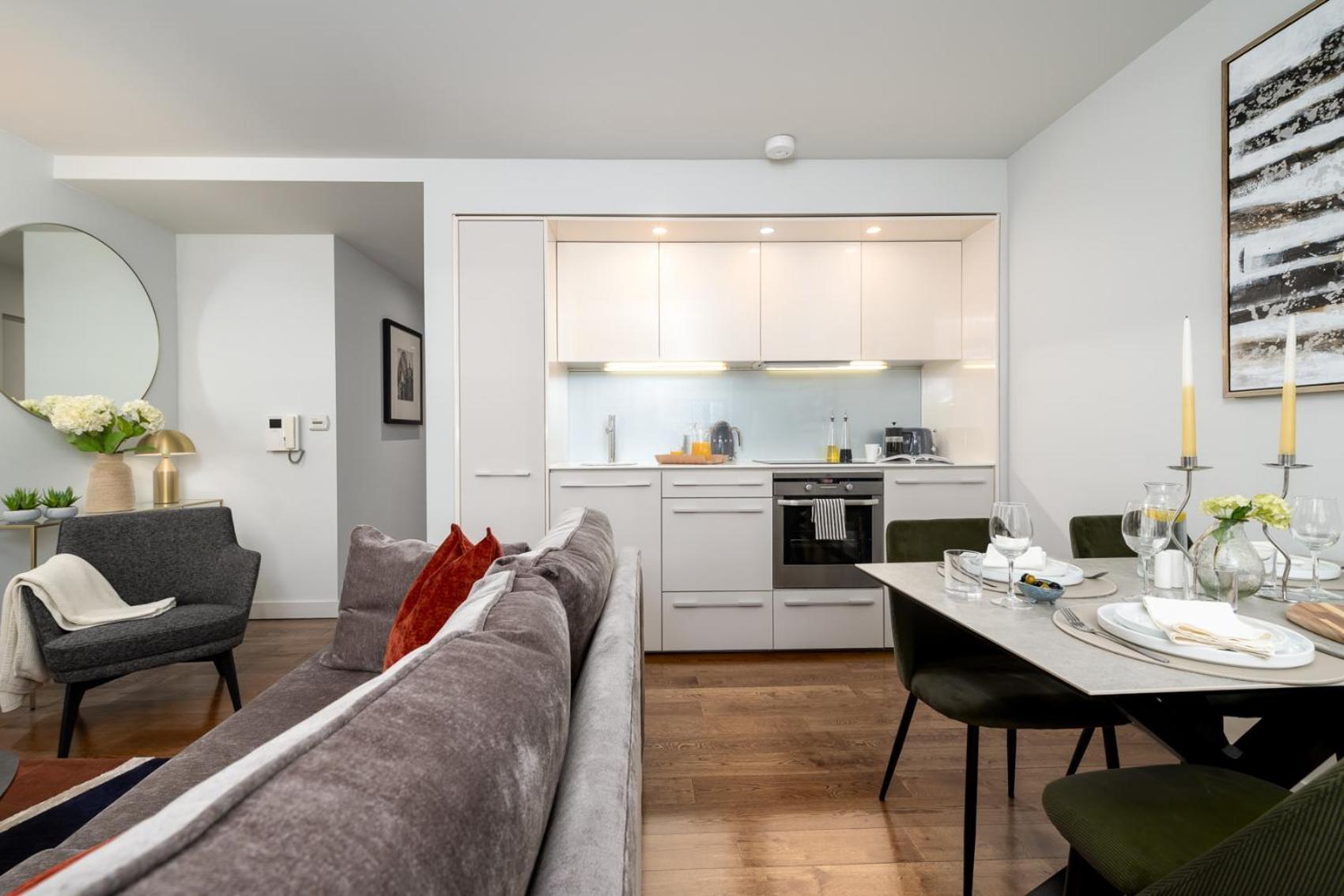 Liverpool Street I Your Apartment