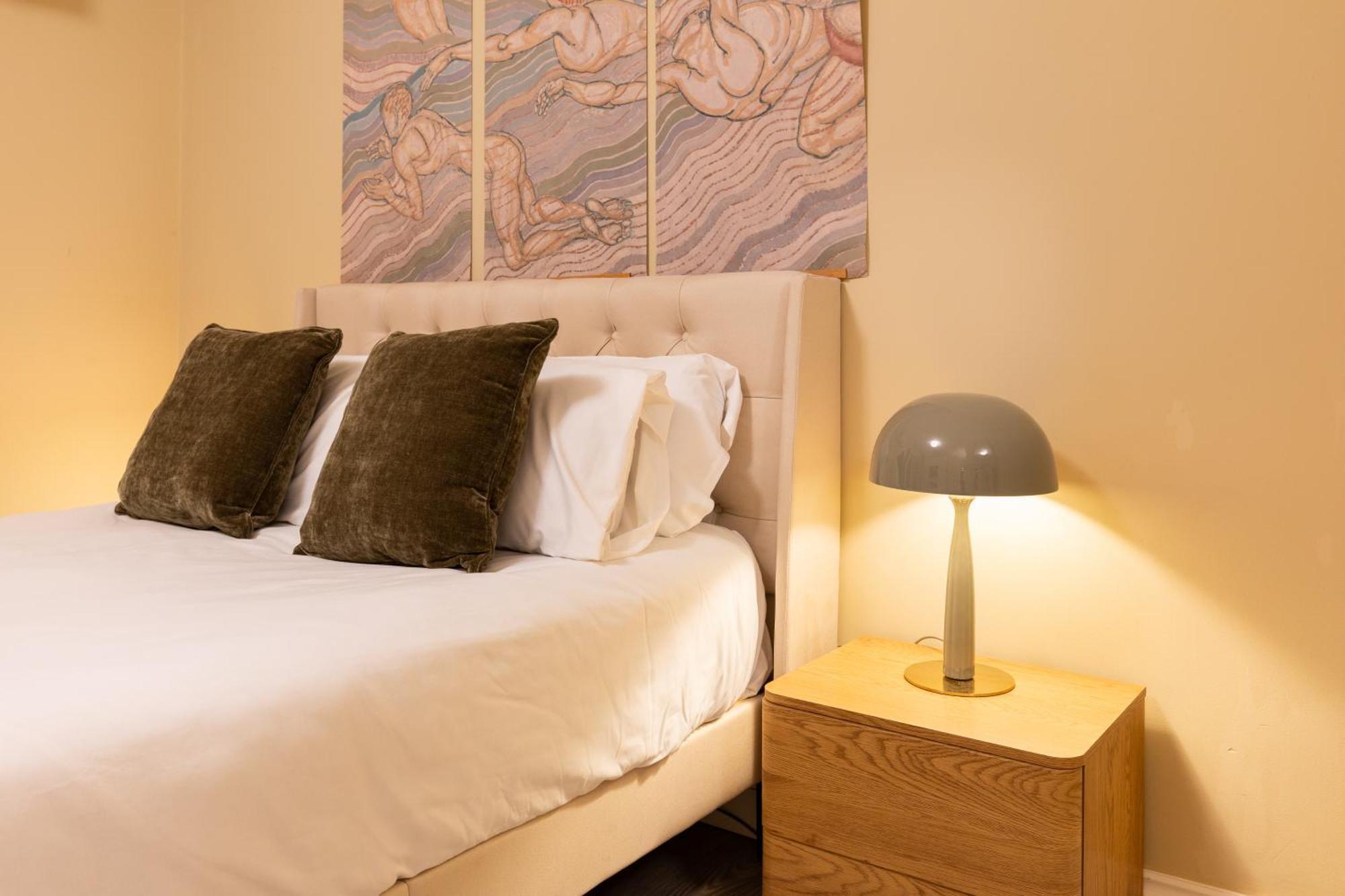 Apartment Euston London