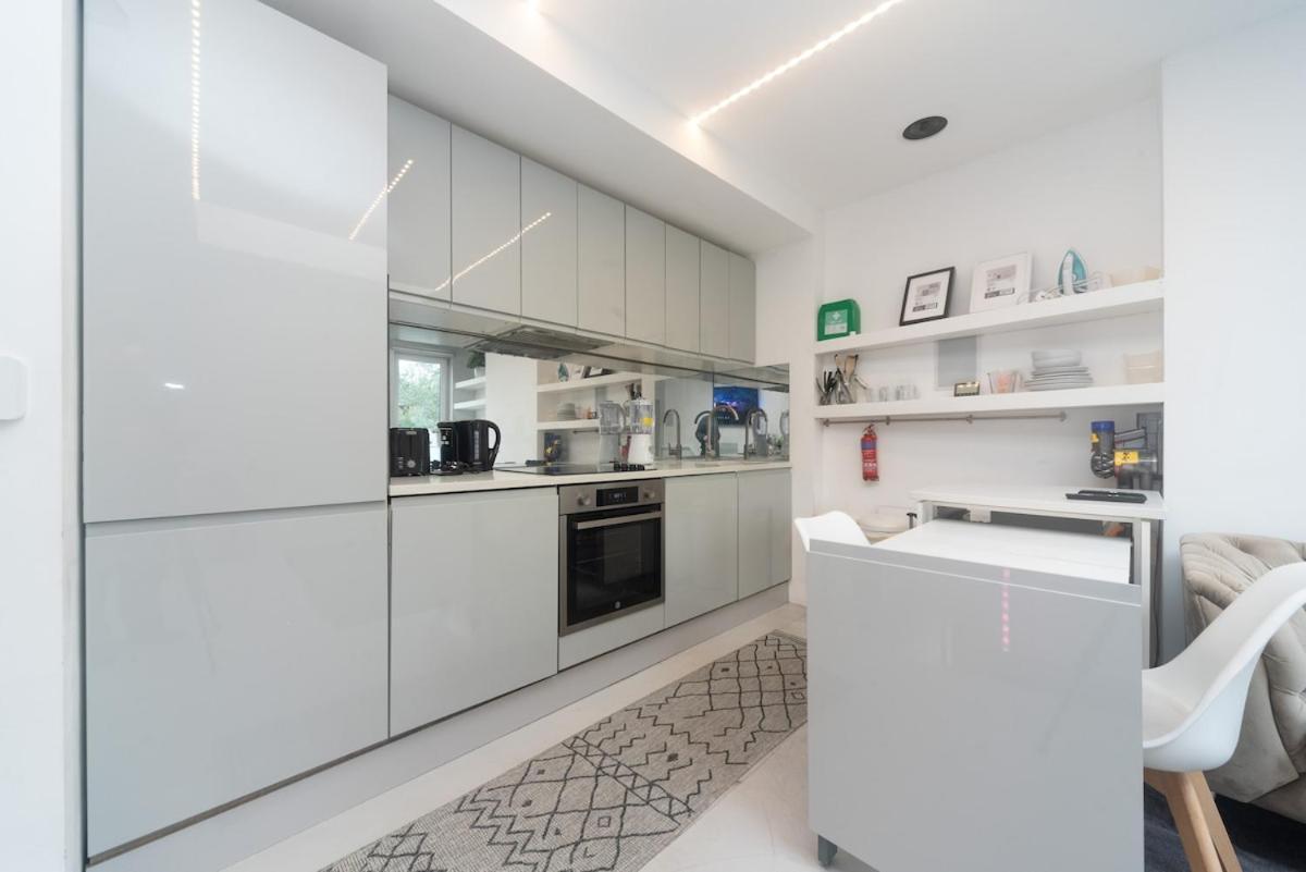 Apartamento Stunning Contemporary 2 Bed With Parking