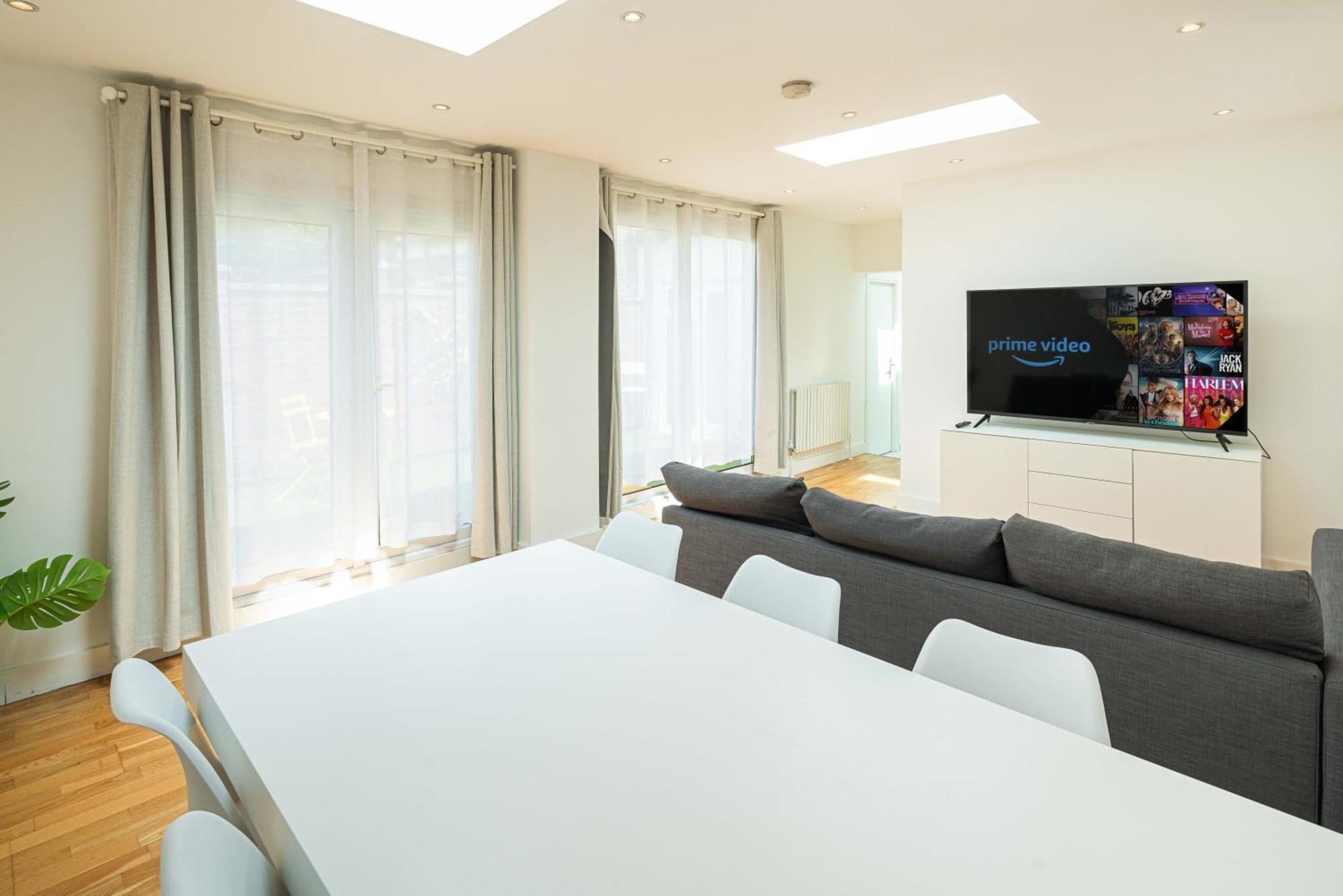 Cozy 2 Bedroom / Westfield / Hammersmith Hospital *