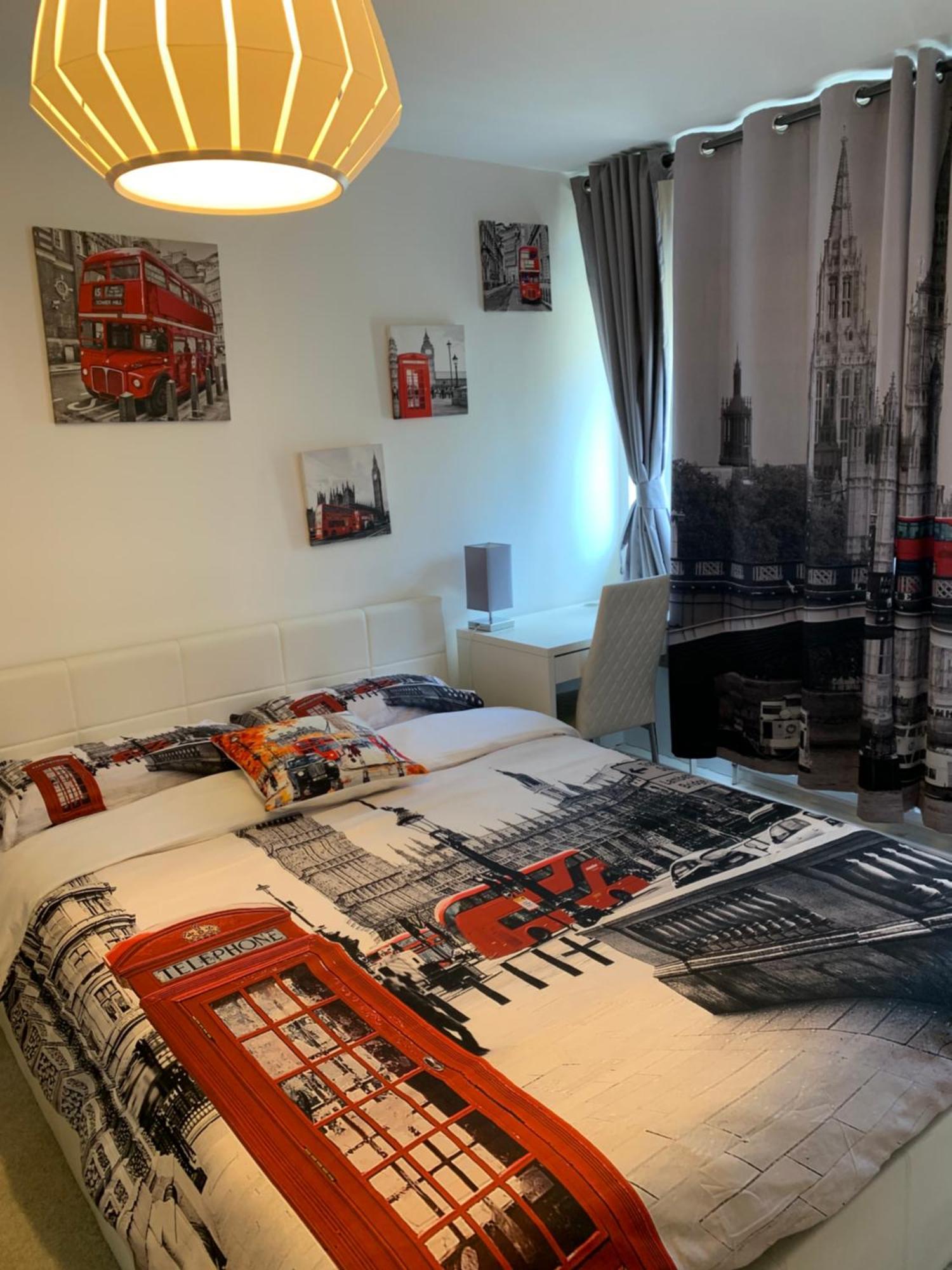New- Prime Location-spacious Cozy Next To Hyde Park Habitación en casa particular Londres