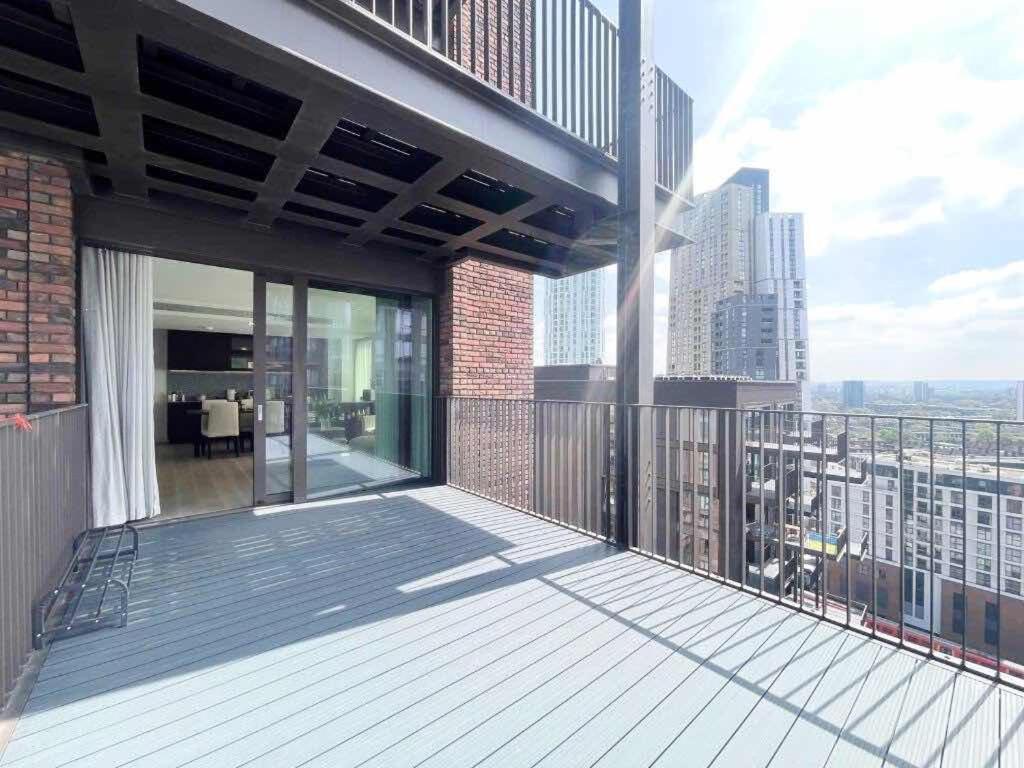 Premier Thames Riverside 2br In Vauxhall Londres