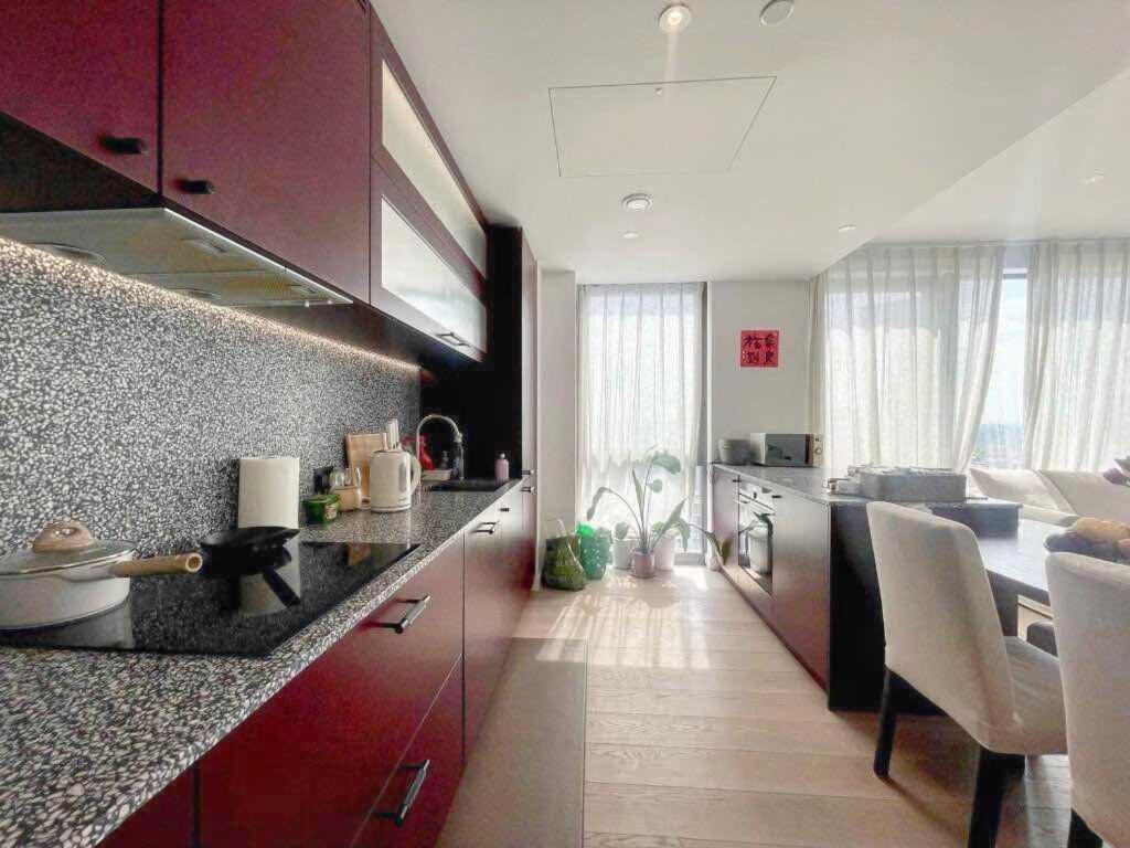 Premier Thames Riverside 2br In Vauxhall Apartamento