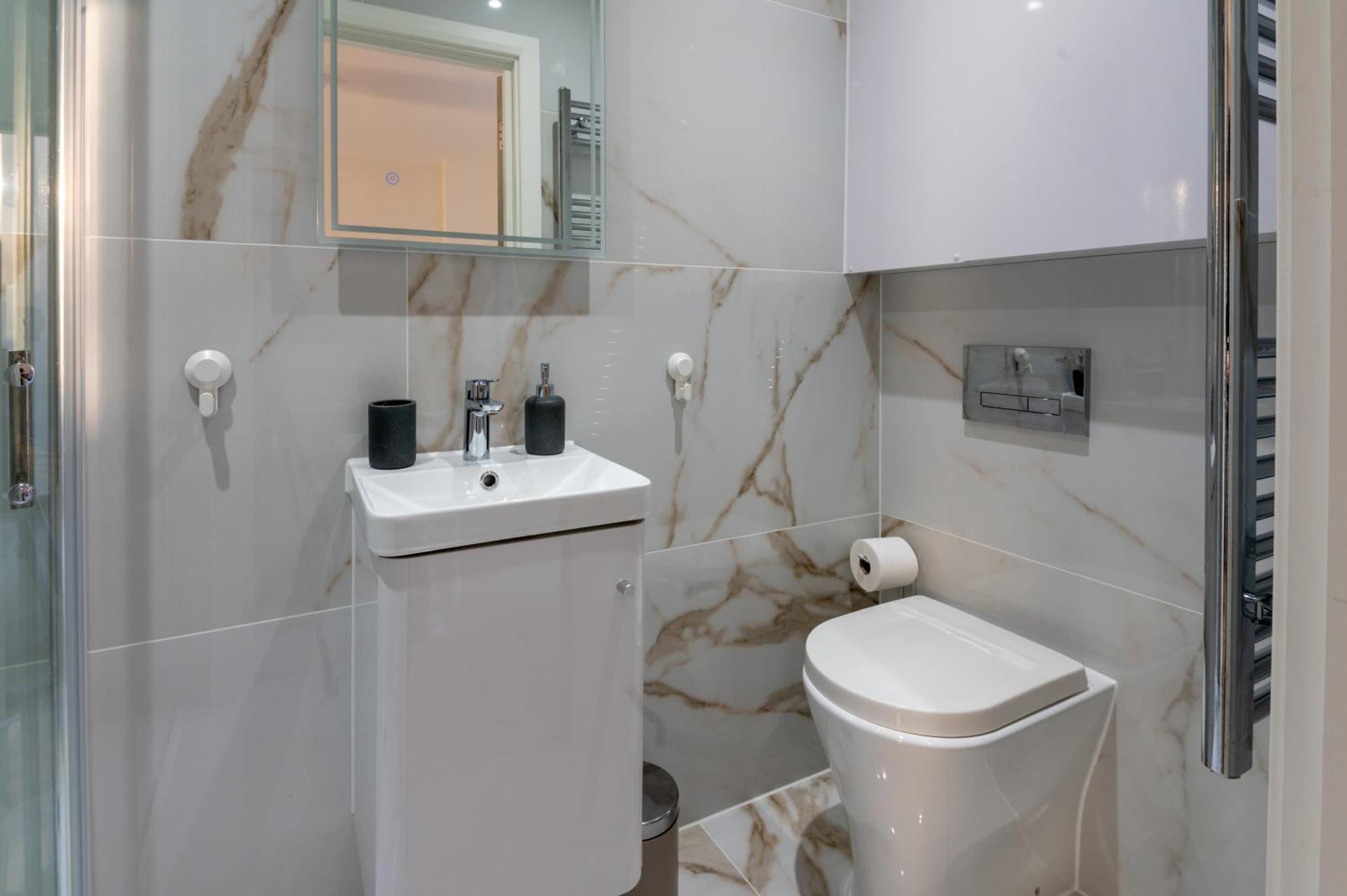 Luxury Escape Apartment London