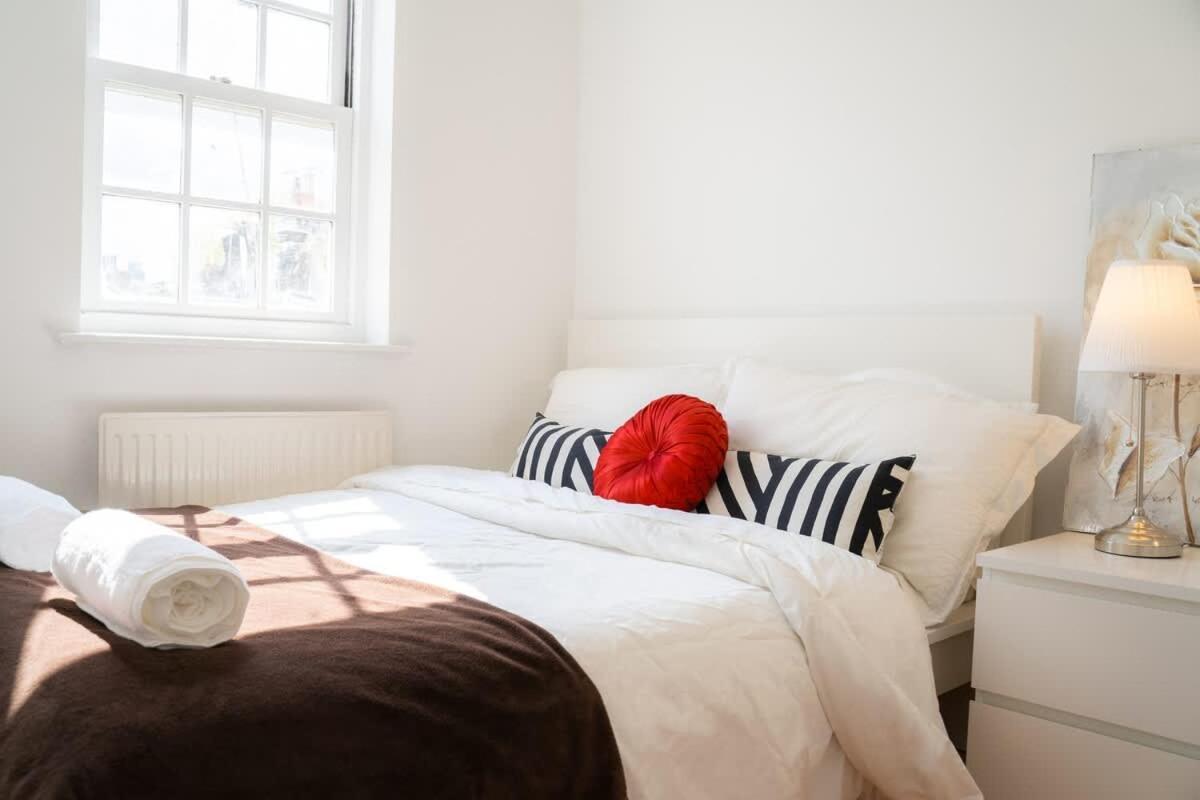 Сasa de vacaciones Modern Tower Bridge 3br House *
