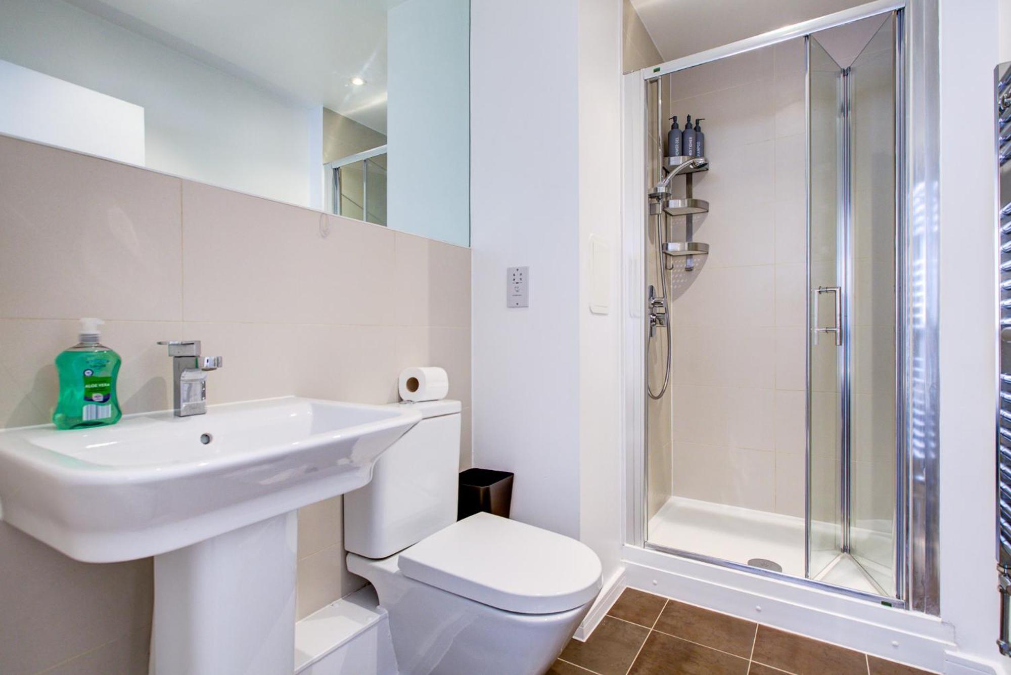 Apartamento Canning Town 2br Flat Sleeps 6 Free Parking *