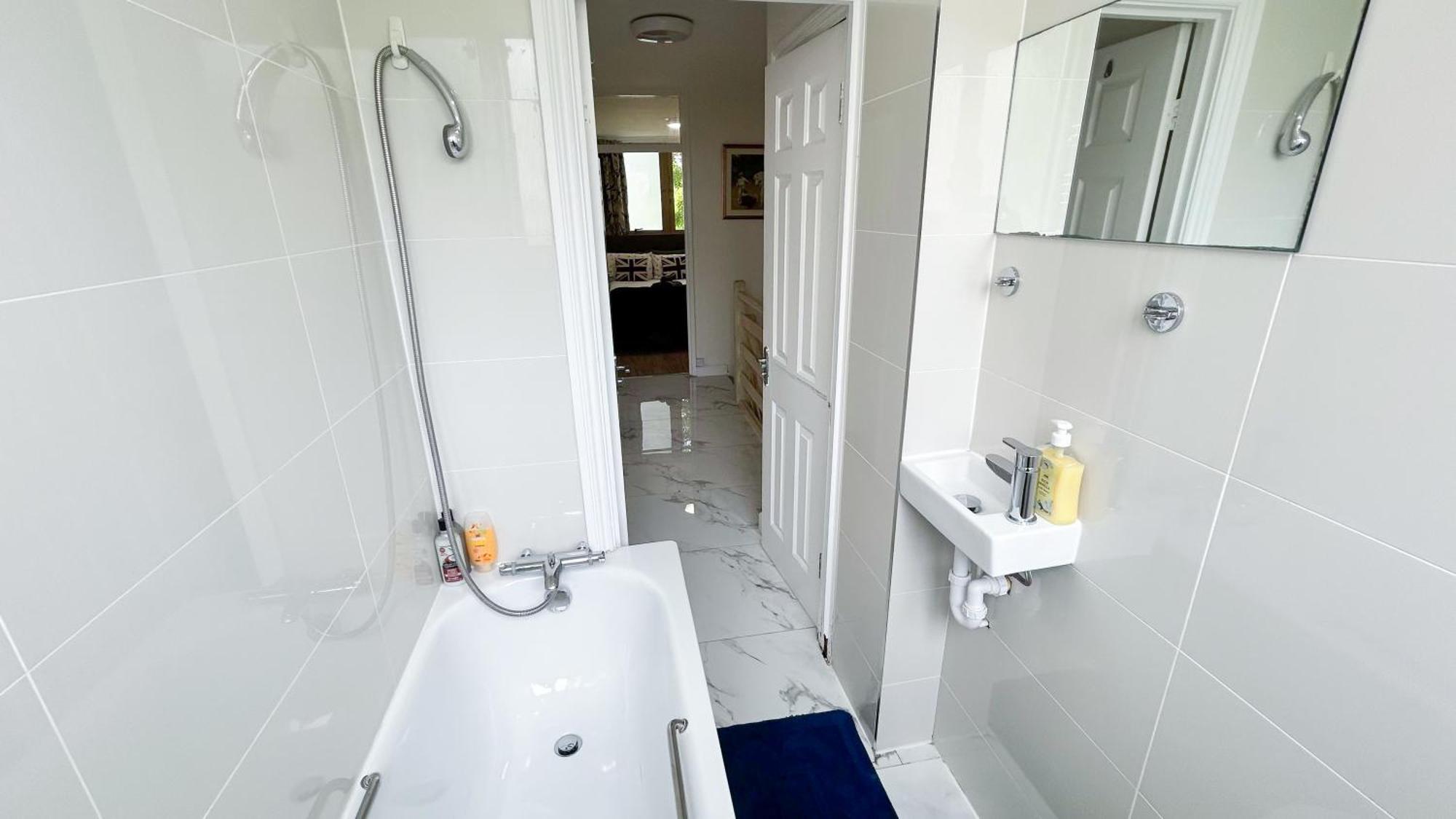 Cosy 3 Bedroom 3 Bathroom Flat With Private Garden- Maida Vale, Near Paddington Londres