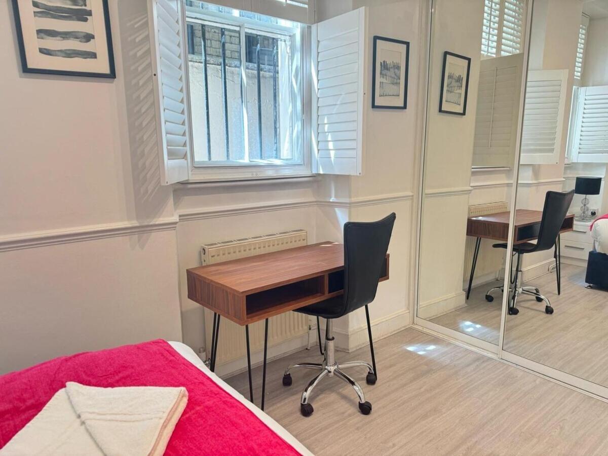Apartamento Luxurious & Spacious 2br Apr In Earls Court! Londres
