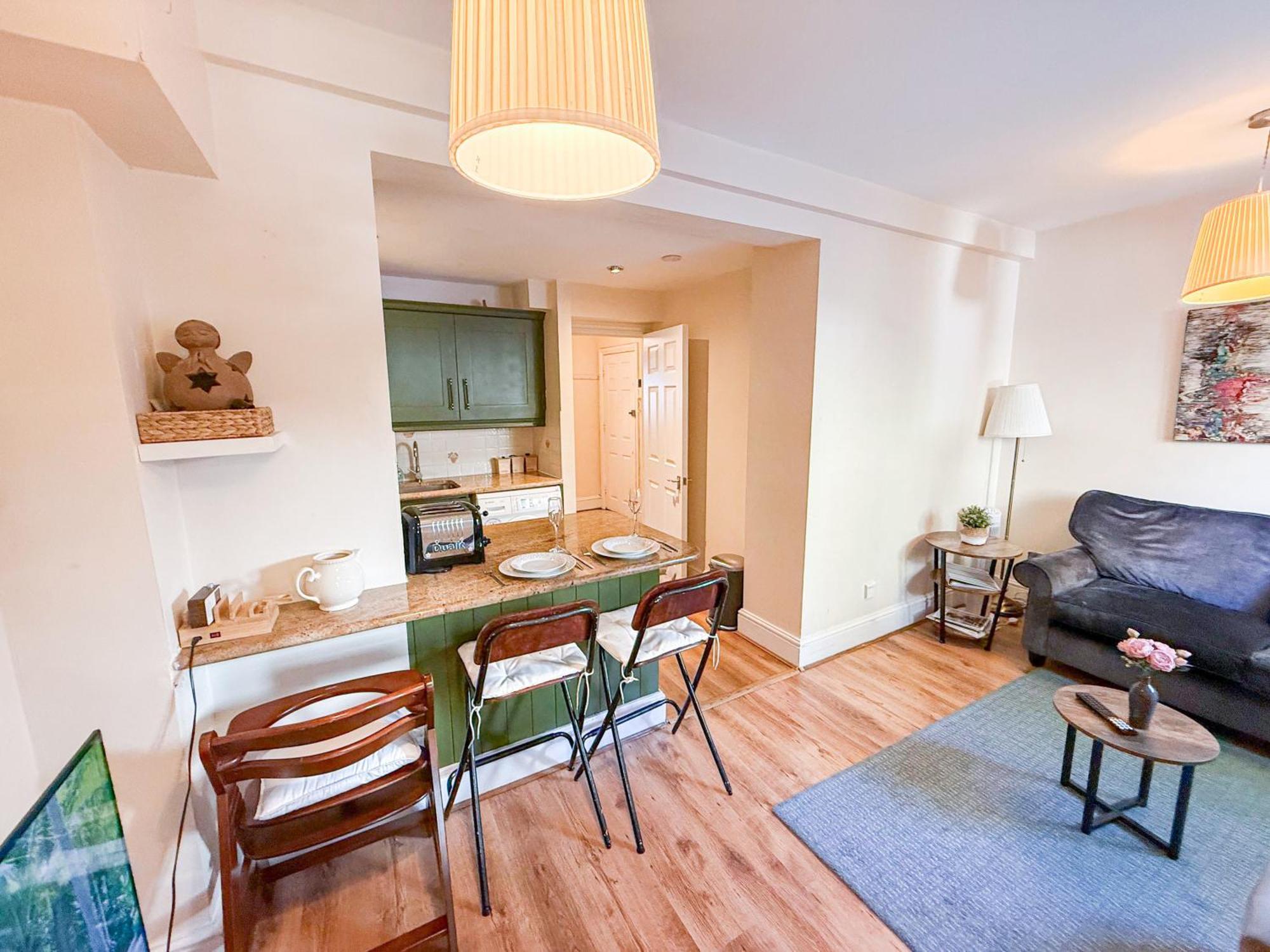 Lovely 1 Bedroom Flat In West Kensington London, Shepherd's Bush * Londres
