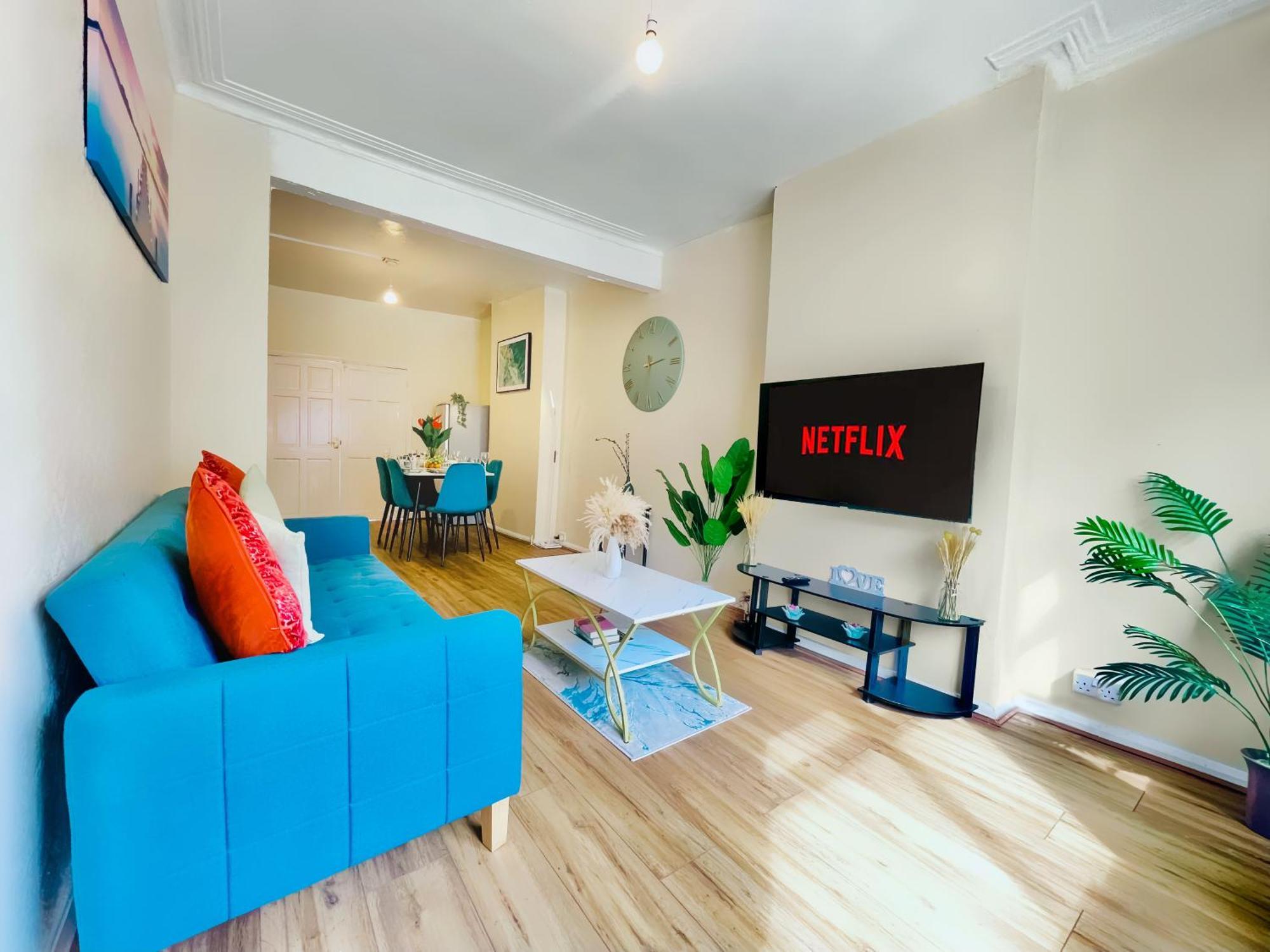Apartment In Plaistow & Free Parking *