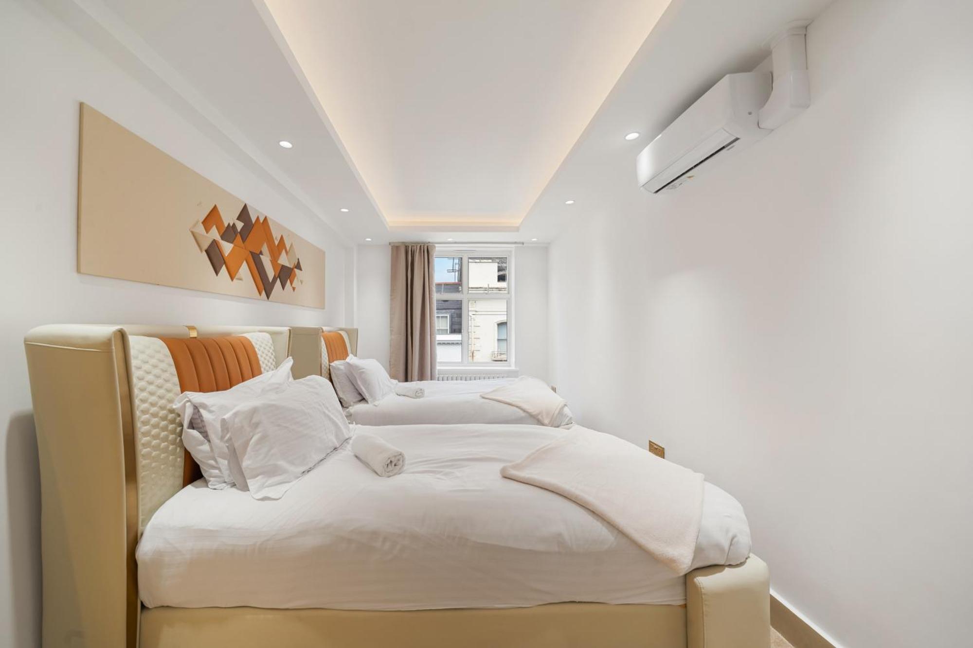 Appartement Exquisite 2-bedroom Luxury In Prestigious Mayfair H3