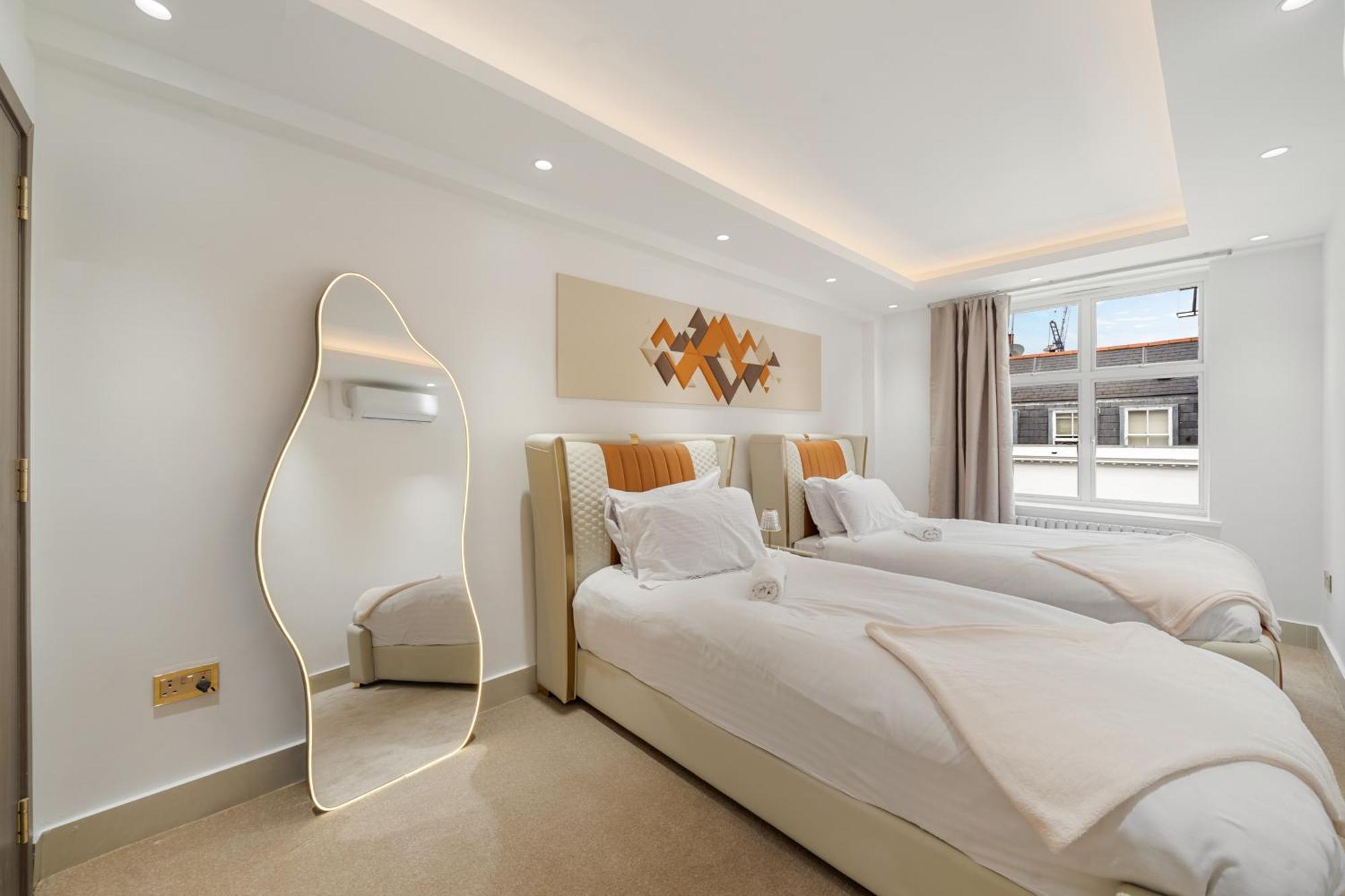 Exquisite 2-bedroom Luxury In Prestigious Mayfair H3 Appartement