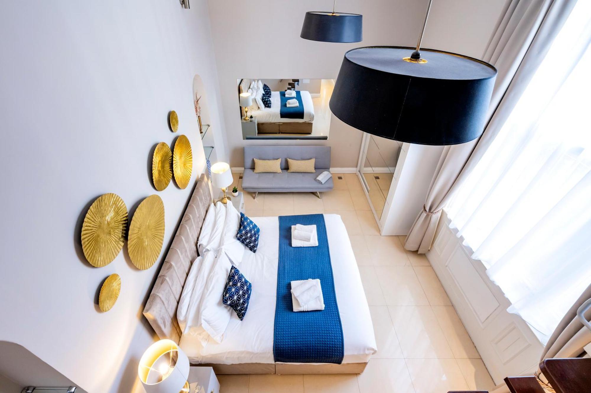 Hyde Park Apartment London