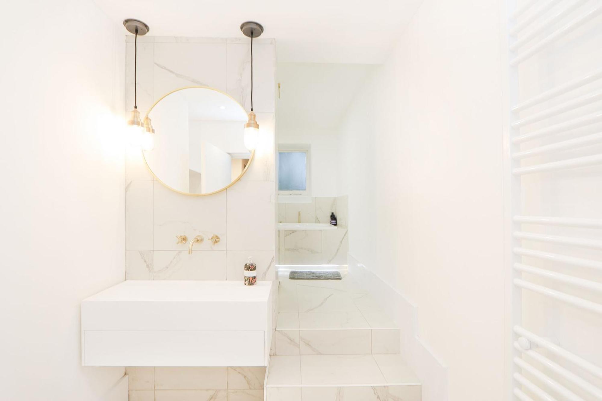 Apartamento Elegant 2-bedroom Getaway W Terrace & Garden Views *