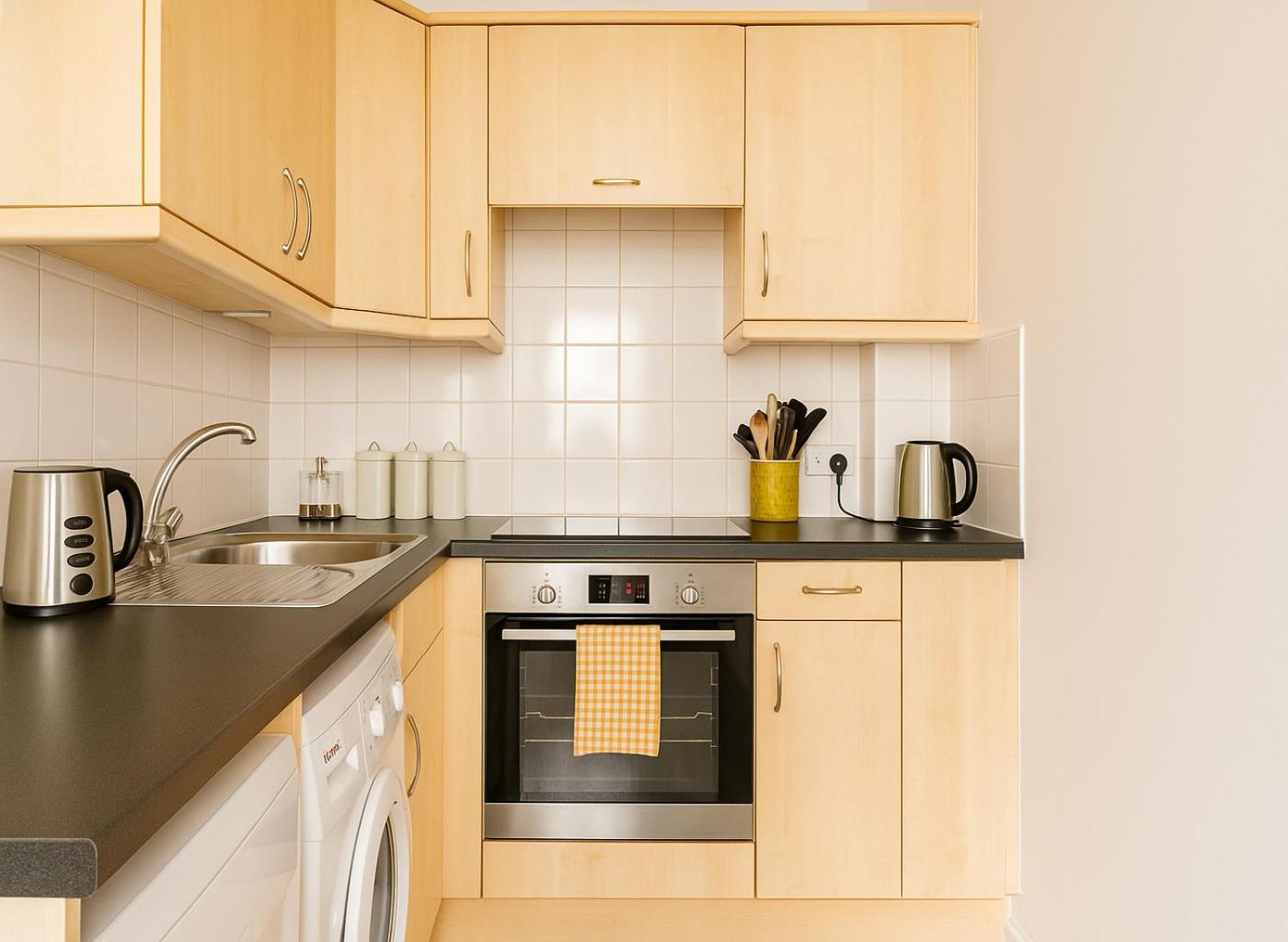 1-Bed Flat In Vibrant Lambeth *