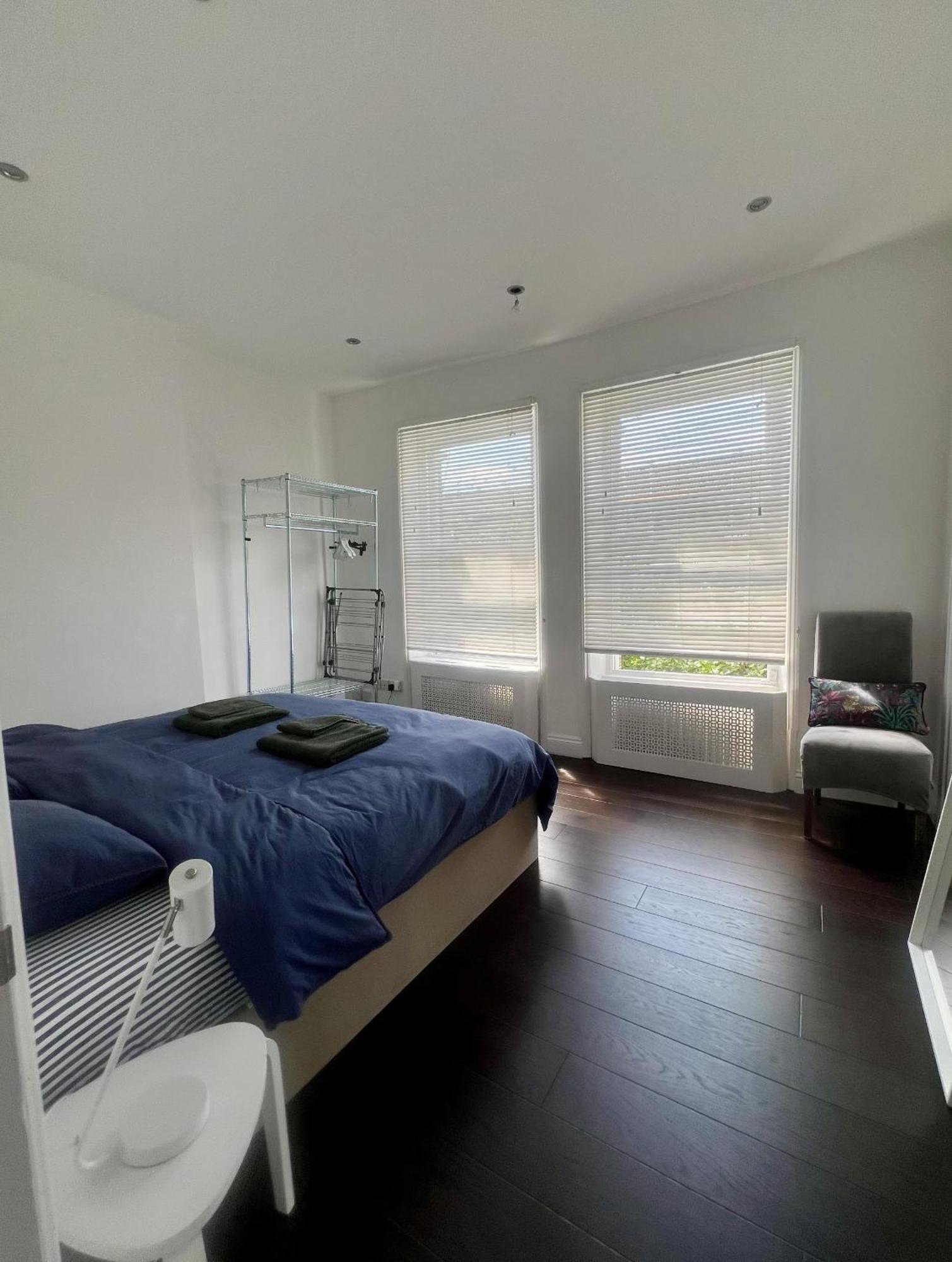 Bright, Spacious, Charming & Fully Equipped Victorian Flat In Quiet Brixton Appartement