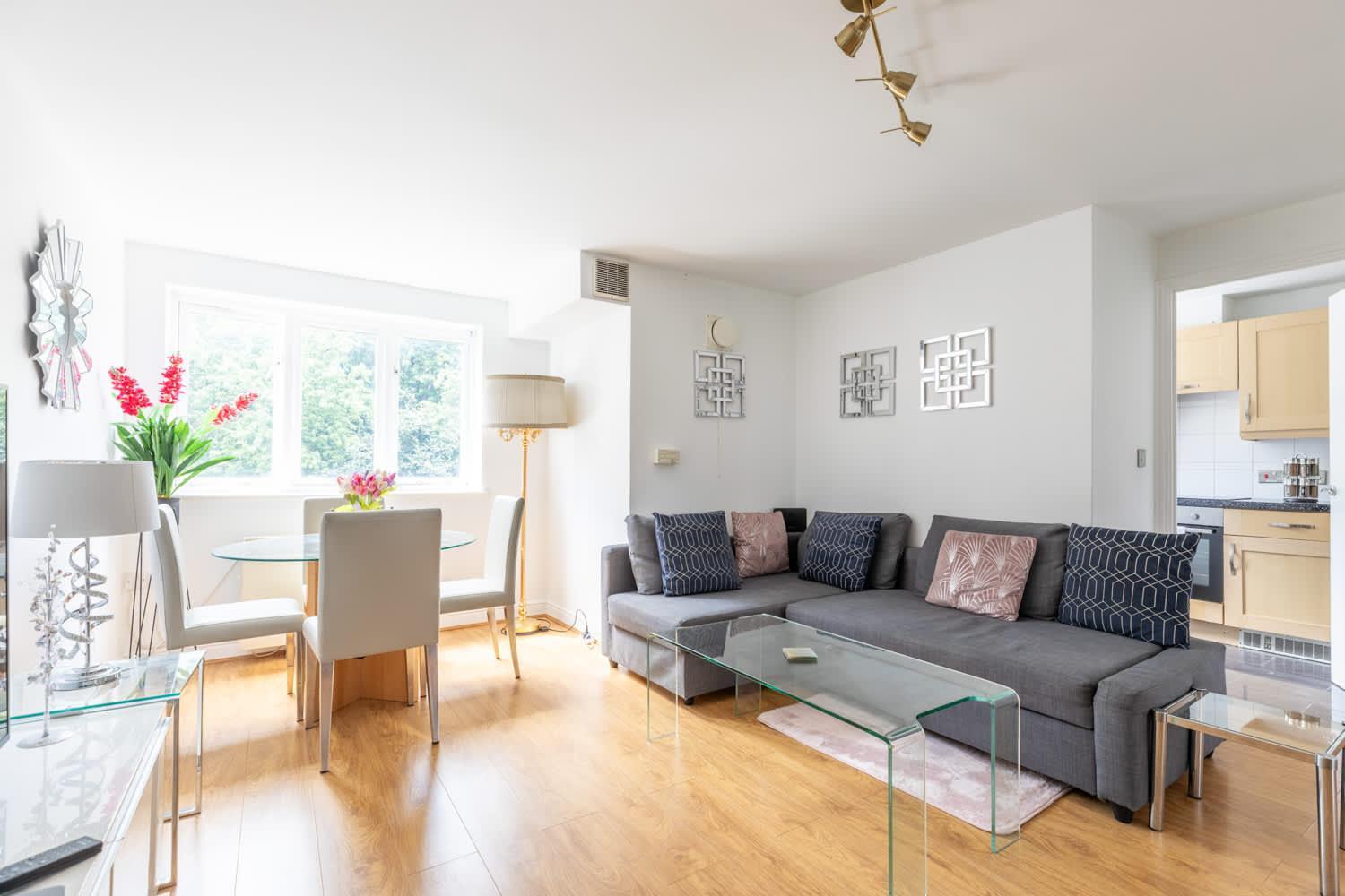 Modern 2br - 25min To Londres