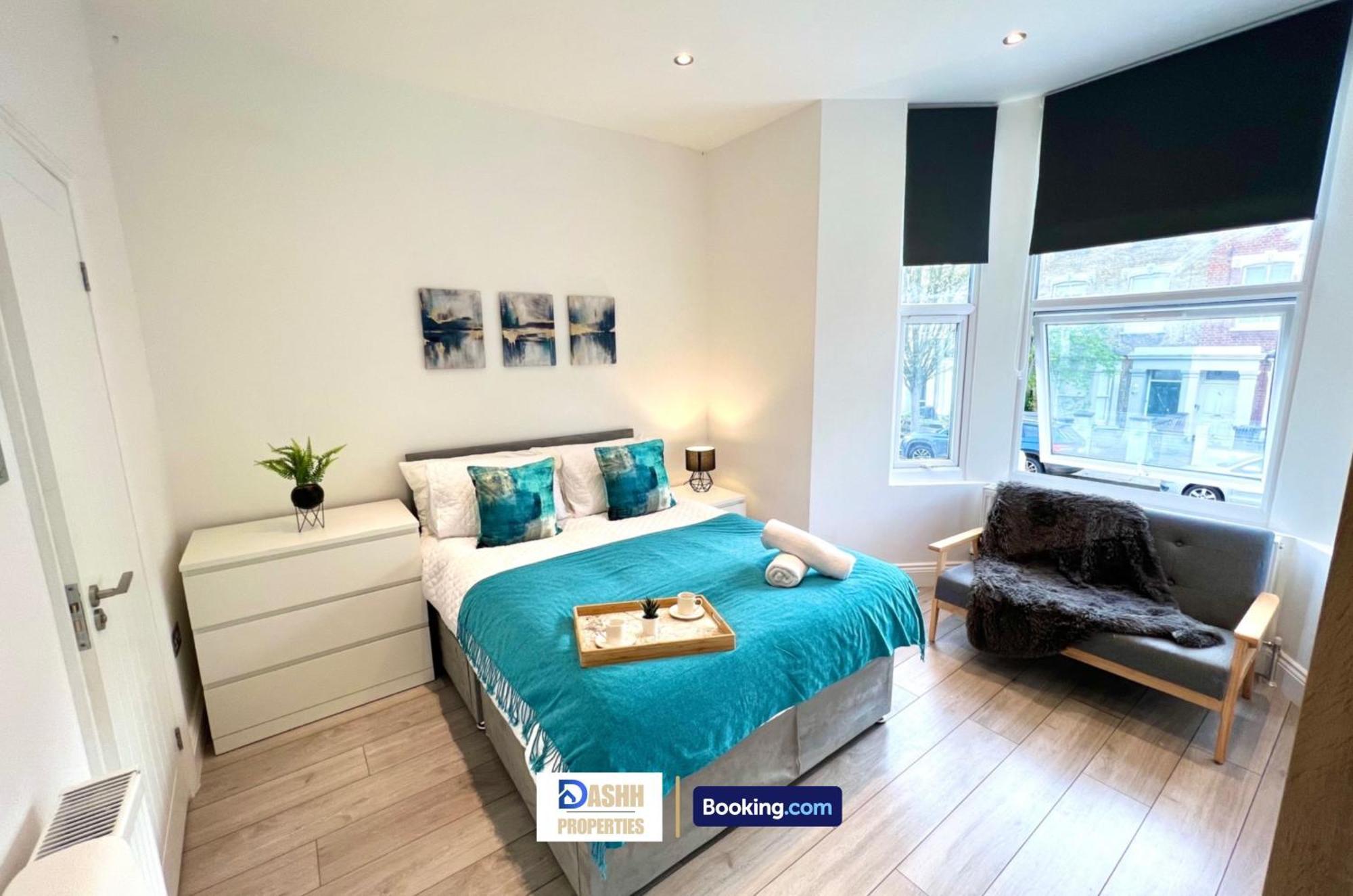 Two Bedroom By Dashh Short Lets & Serviced In Shepherds Bush With Free Wifi Holiday home