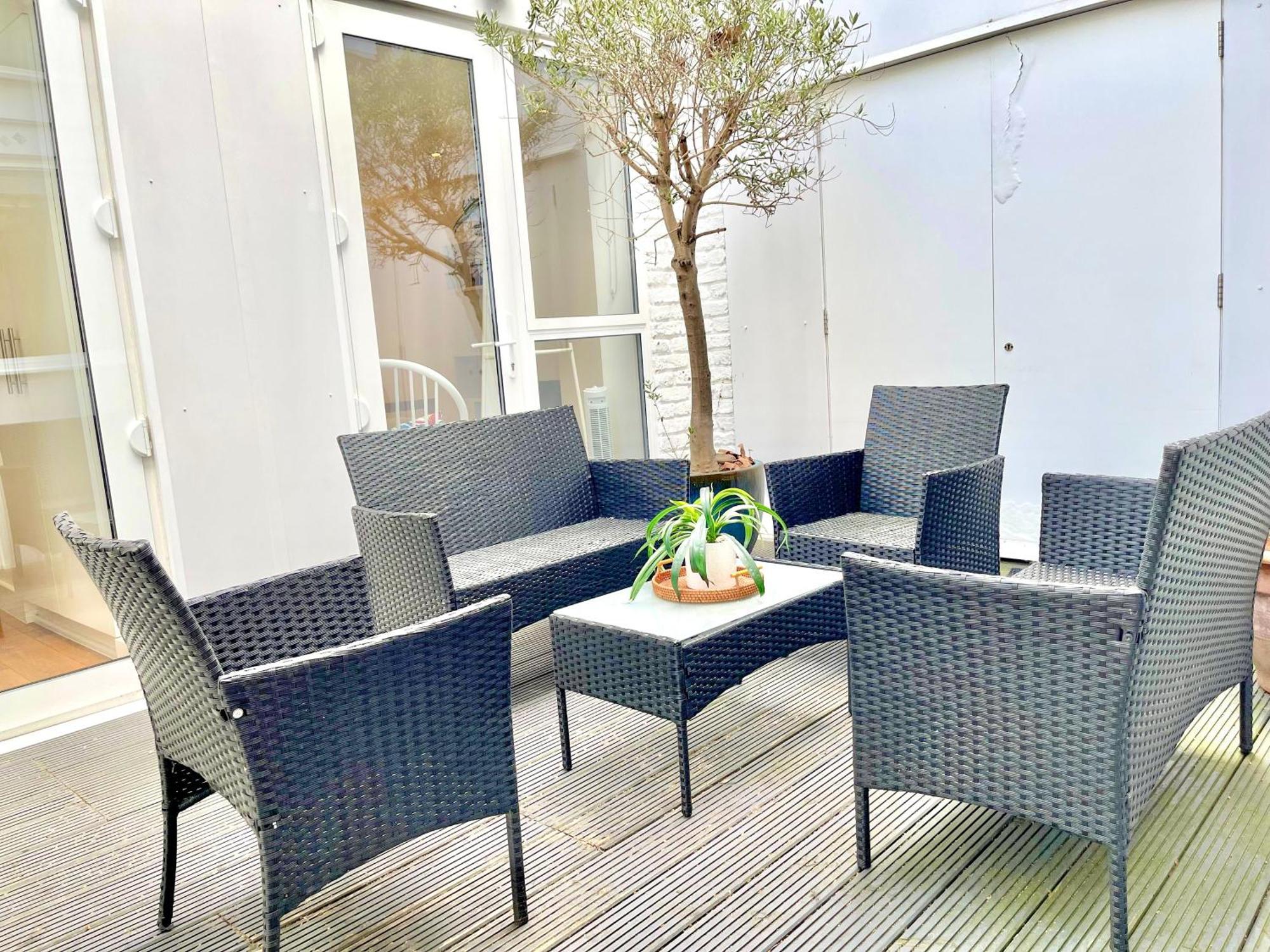 Apartment Spacious 3-bedroom Flat In Holloway With Unique Patio With Free Wi-fi