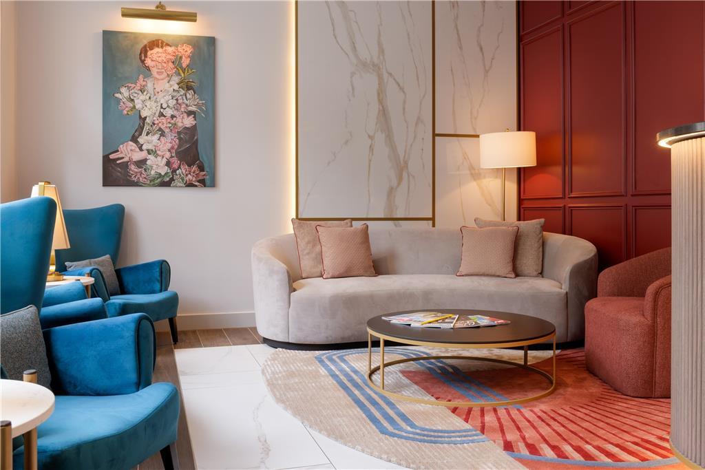 The Memoir Club, Formerly Ambassadors Bloomsbury Hotel
