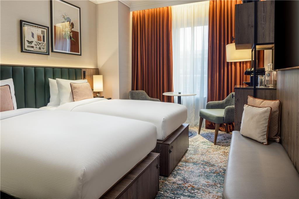 The Memoir Club, Formerly Ambassadors Bloomsbury Hotel London