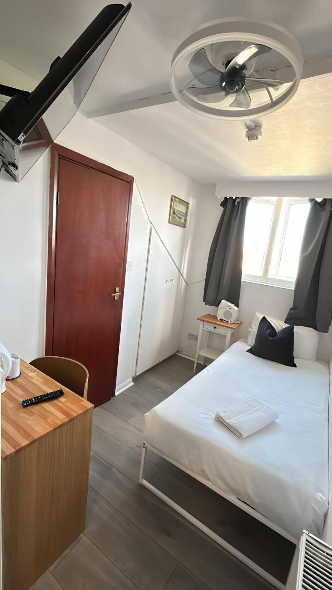 Orlando Hotel 2*