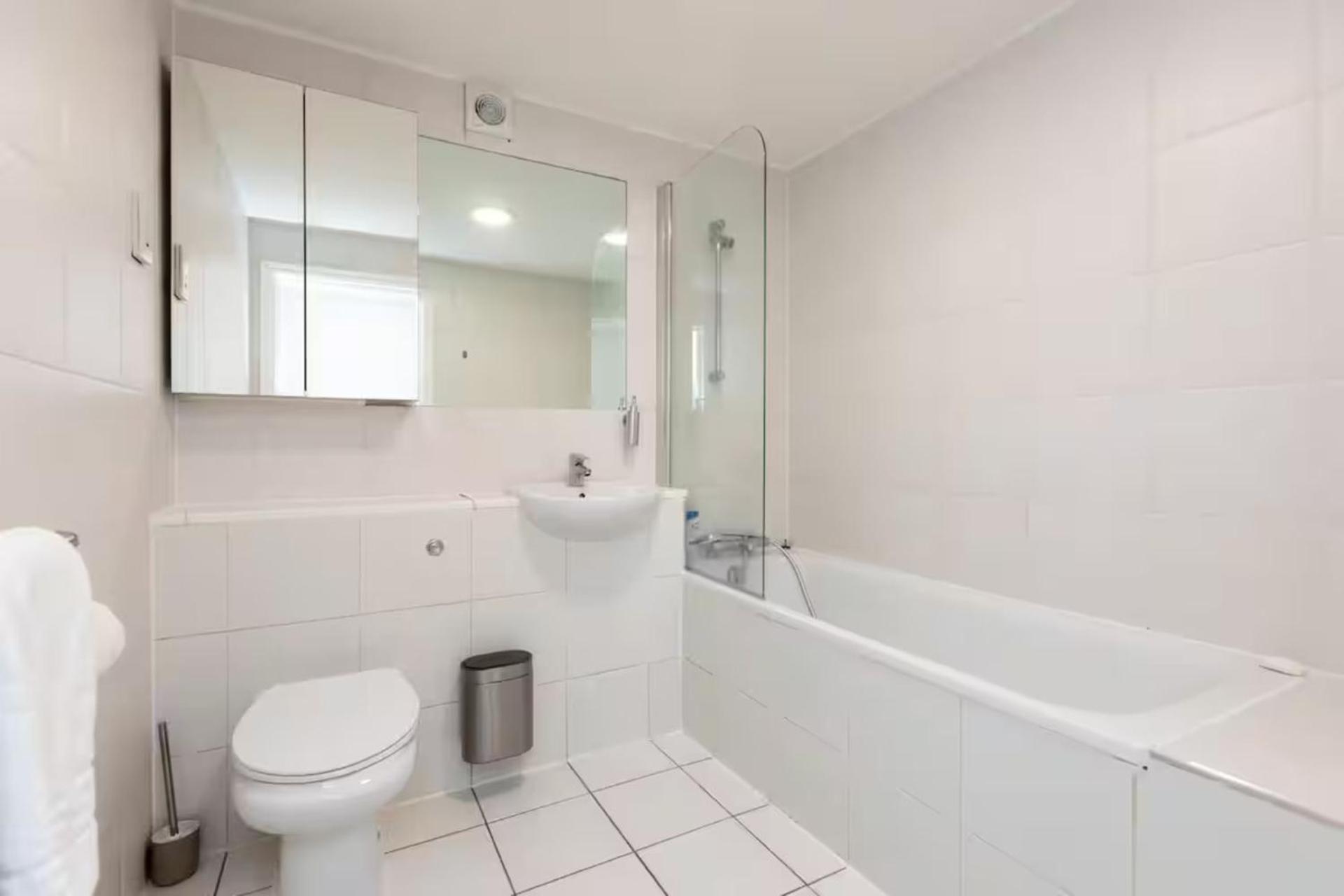Newly Renovated 1bd Flat - Camden * London