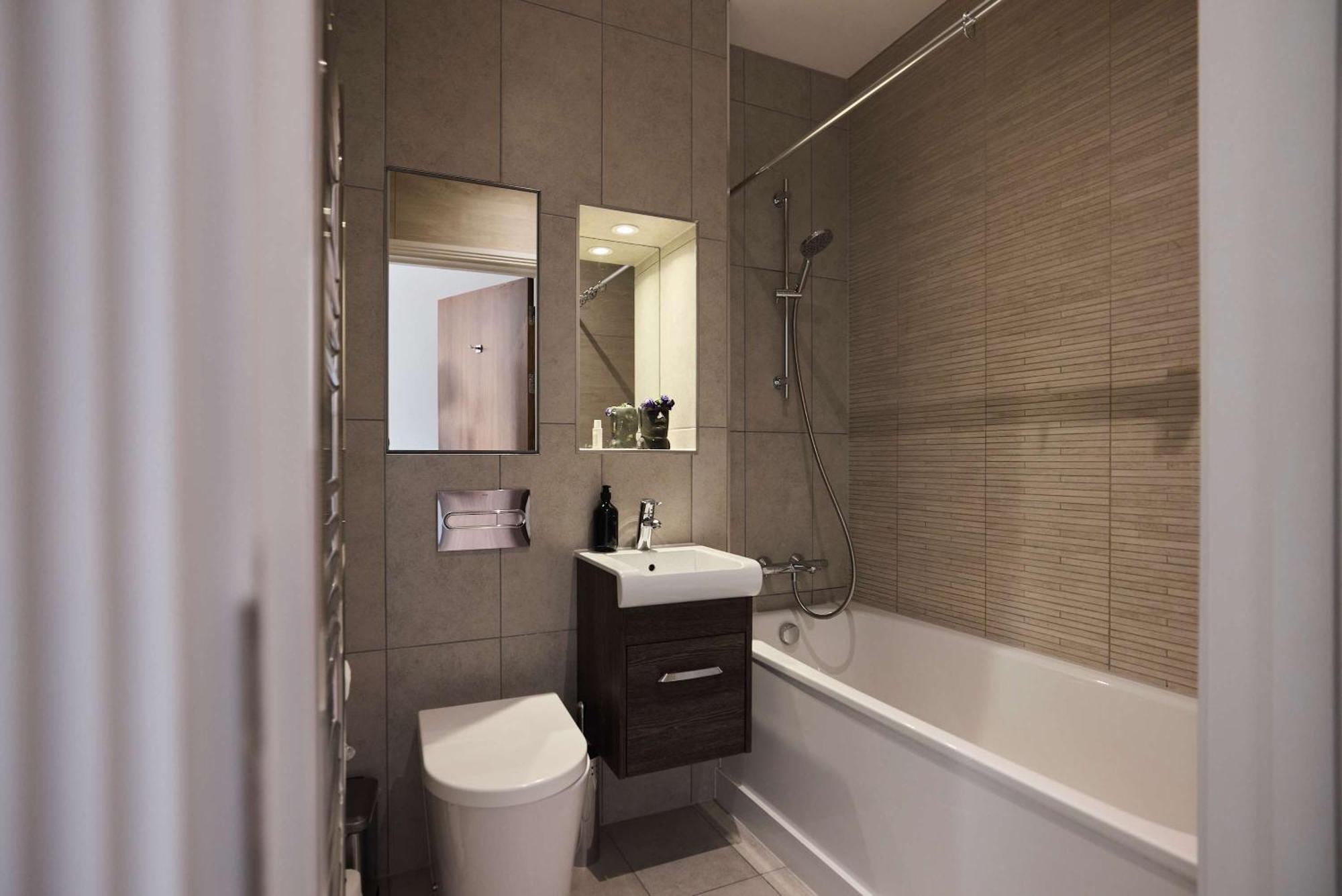 The Harlesden Place - Modern 3bdr Flat With Balcony Appartement Londres