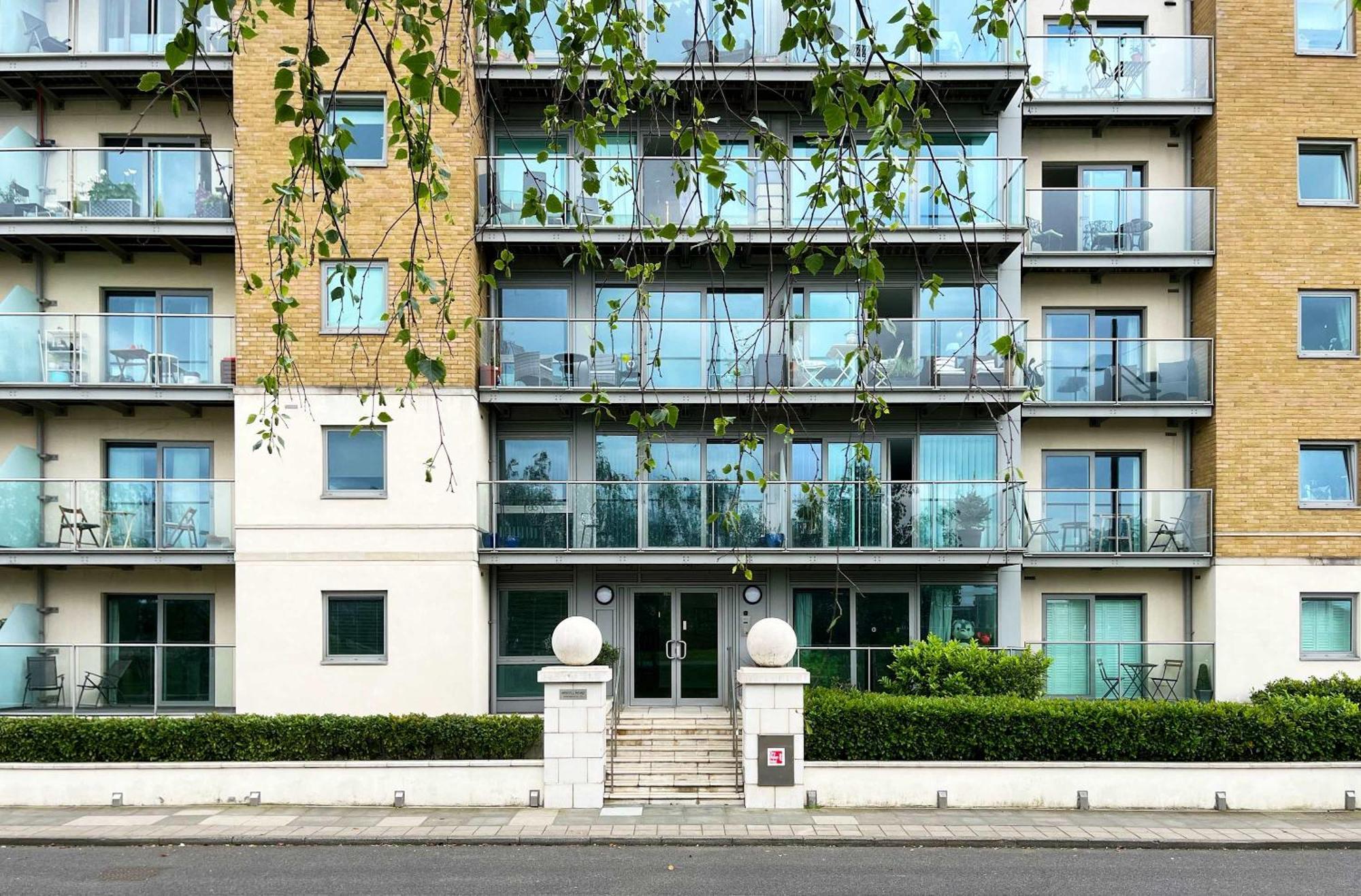 The River Thames Hideout - Modern 1bdr Flat London